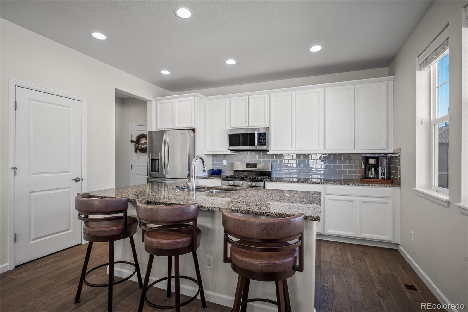 MLS Image #11 for 1334  promontory crest view,colorado springs, Colorado