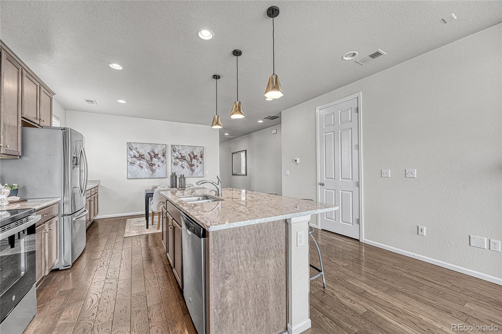 MLS Image #13 for 22275 e mansfield place,aurora, Colorado