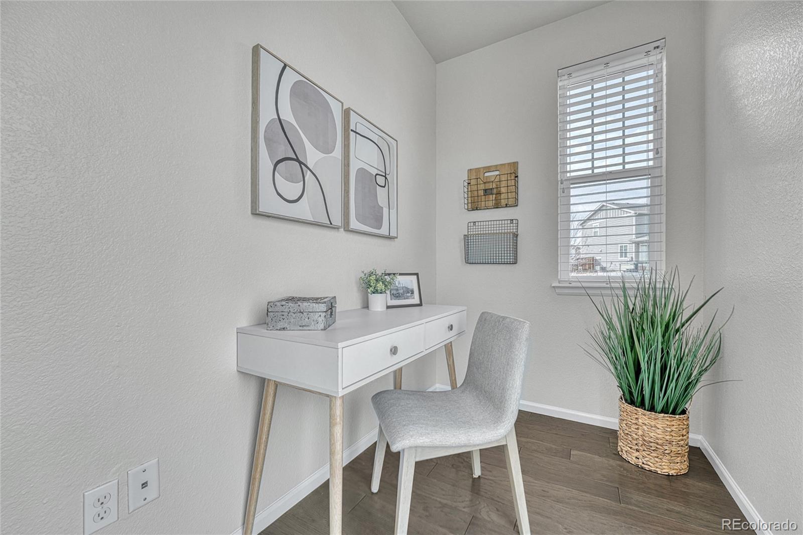 MLS Image #18 for 22275 e mansfield place,aurora, Colorado