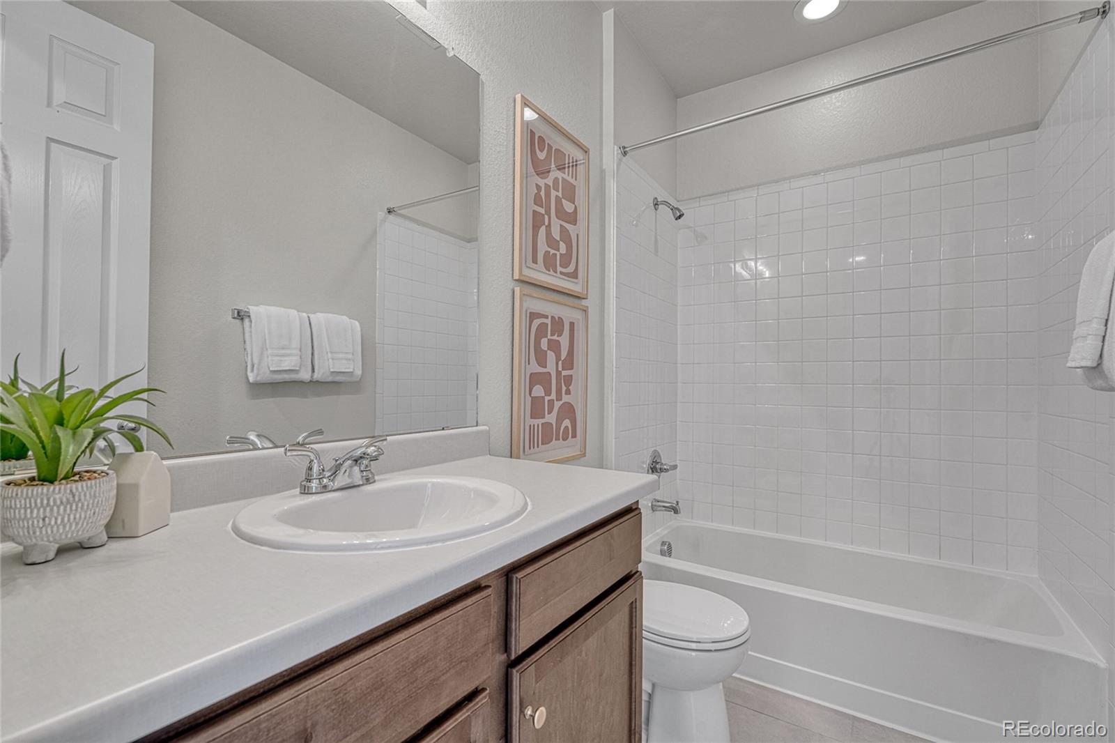 MLS Image #7 for 22275 e mansfield place,aurora, Colorado