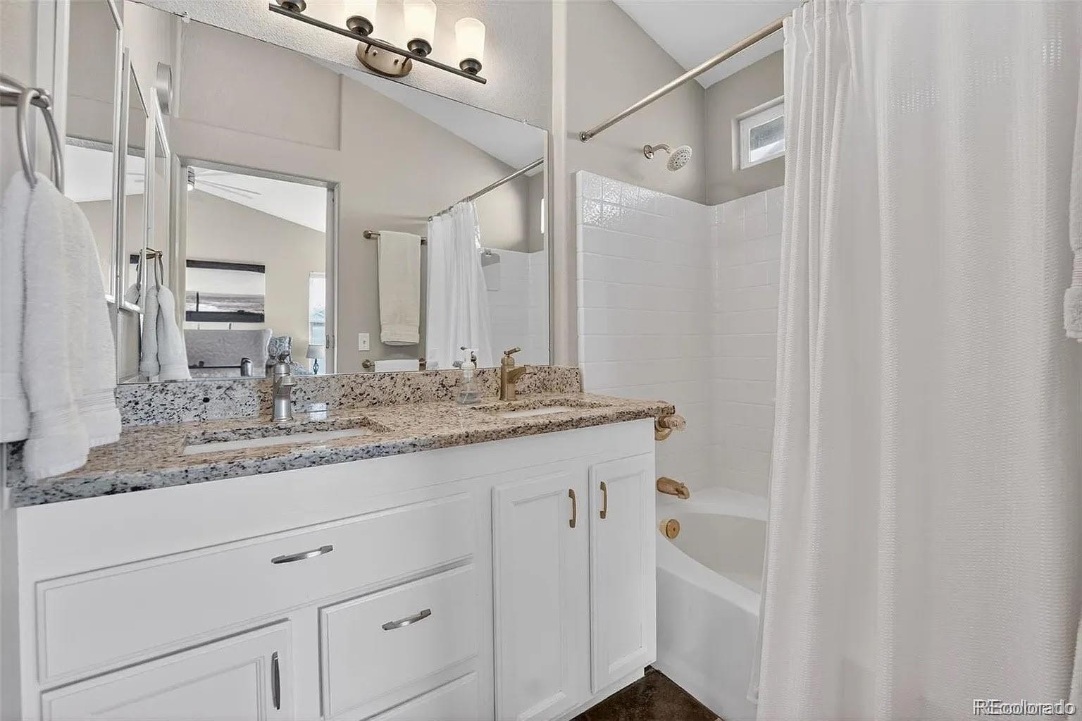 MLS Image #17 for 1272 s alton court,denver, Colorado