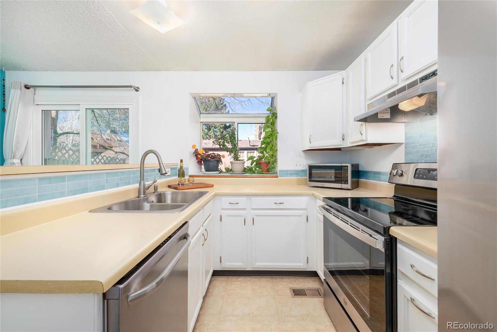 MLS Image #15 for 1237 s flower circle d,lakewood, Colorado