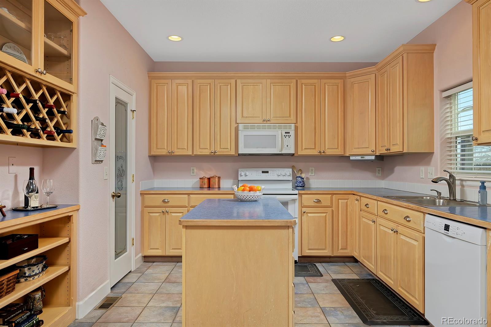 MLS Image #16 for 1341  washburn street,erie, Colorado