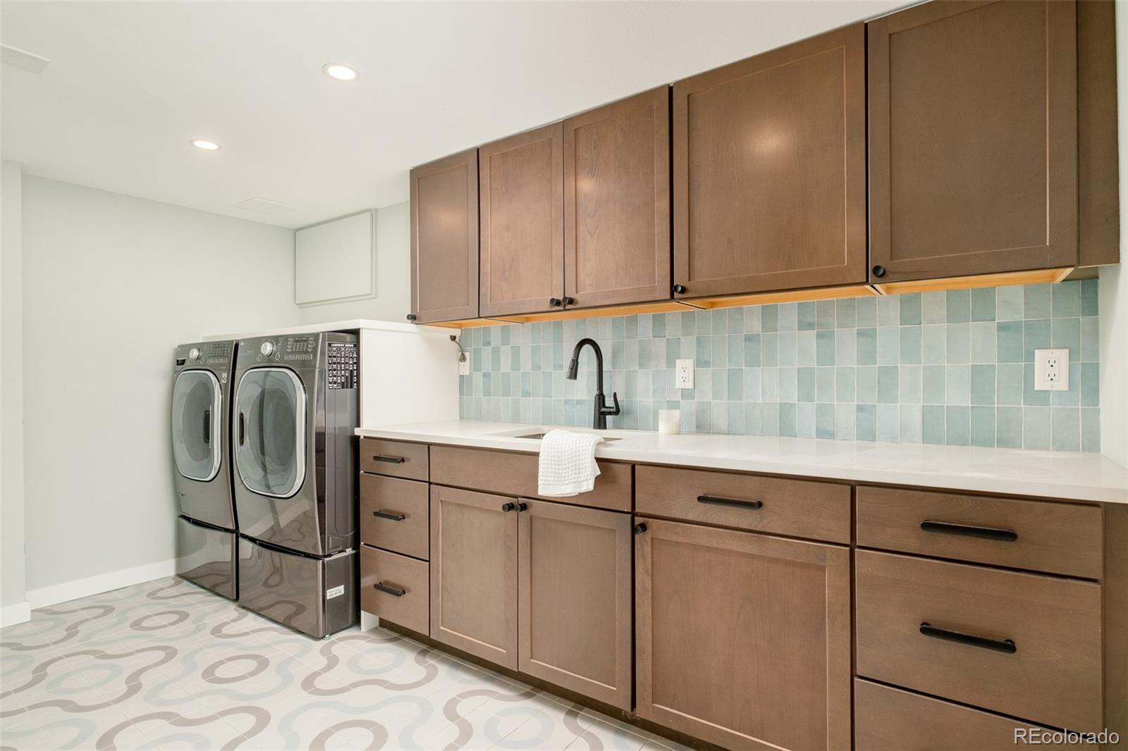 MLS Image #28 for 1608  longs peak drive,louisville, Colorado