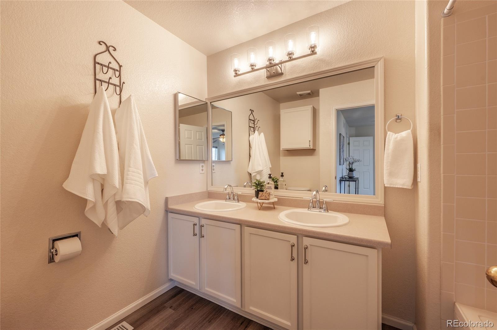 MLS Image #19 for 1159  fall river circle,longmont, Colorado