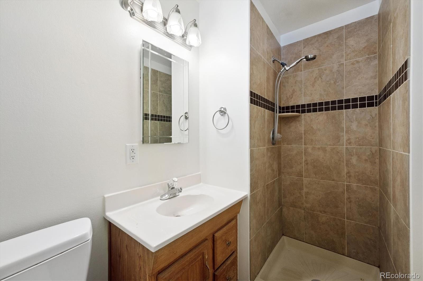 MLS Image #10 for 6640 s williams circle,centennial, Colorado