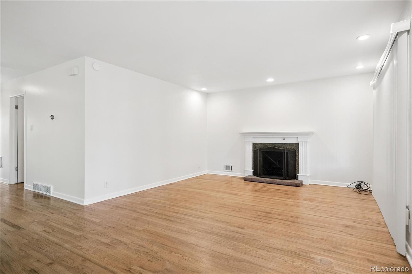 MLS Image #2 for 6640 s williams circle,centennial, Colorado