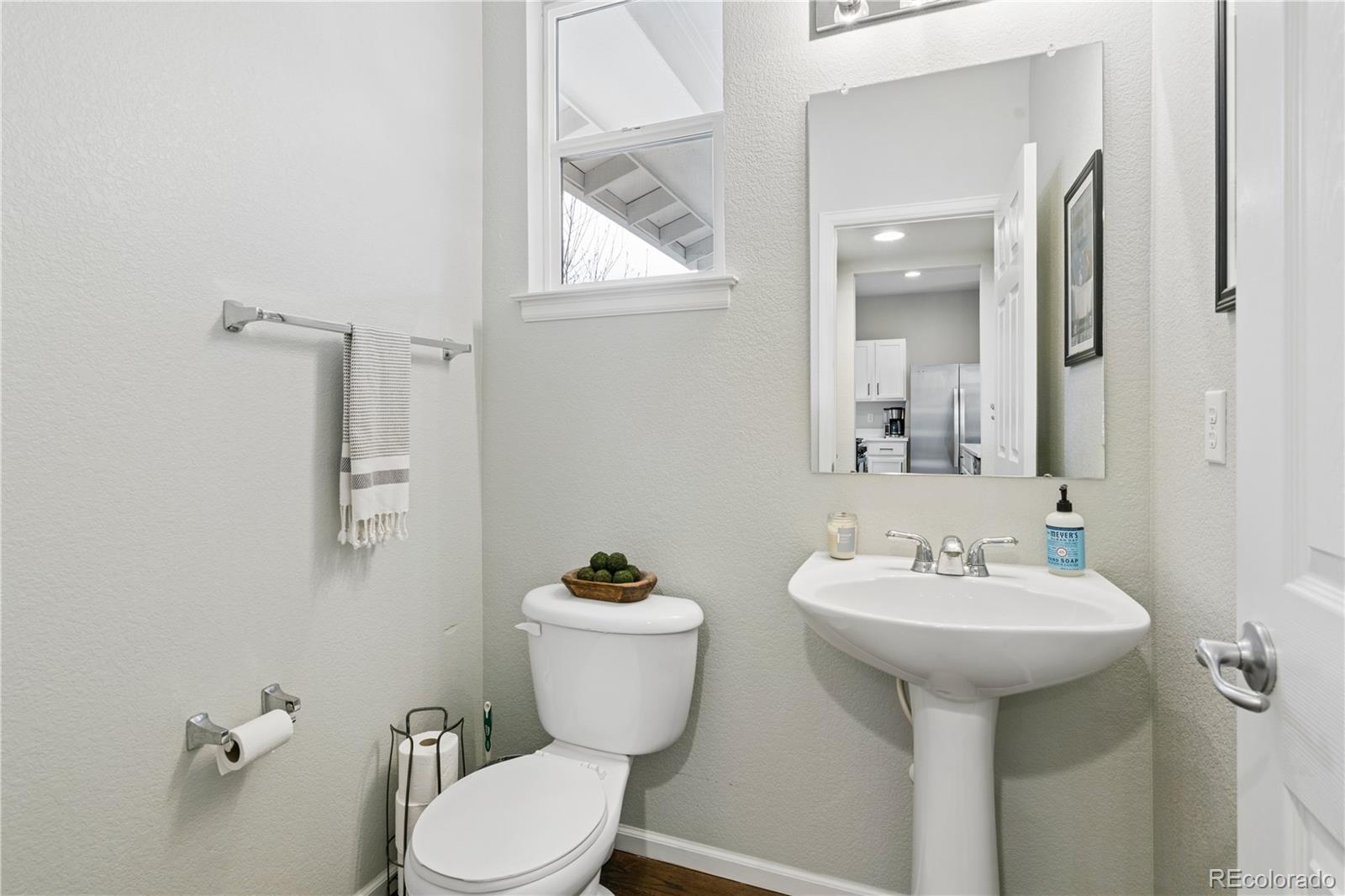 MLS Image #12 for 8894 e 29th place,denver, Colorado