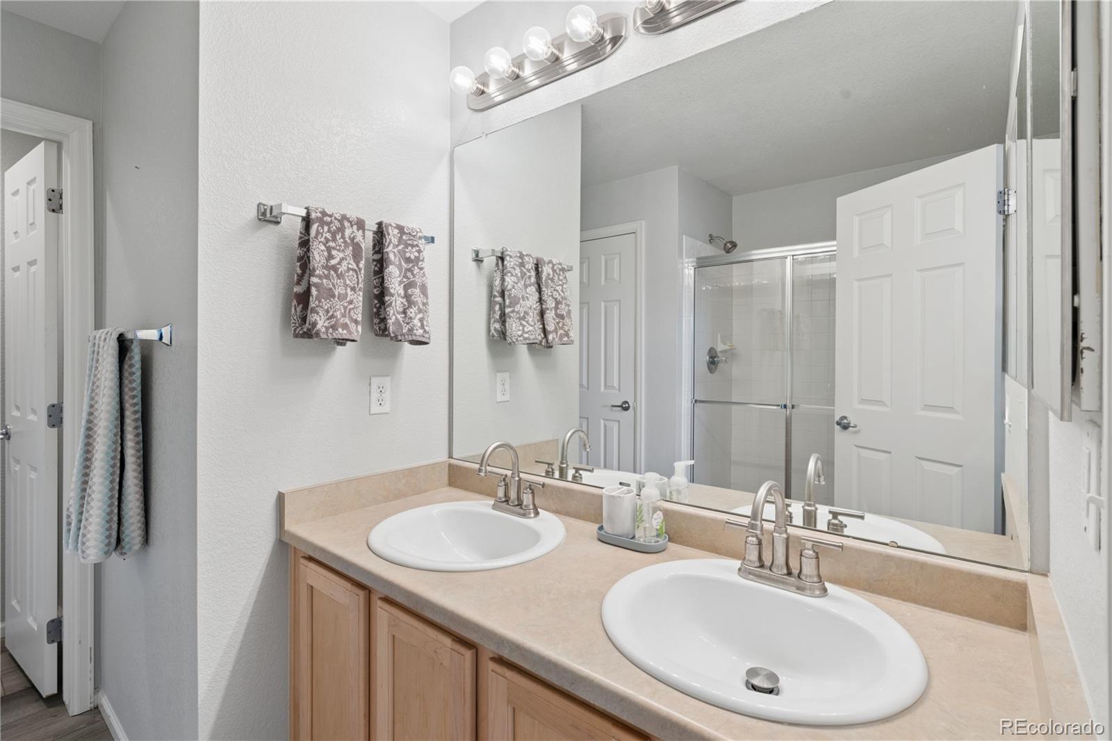 MLS Image #16 for 8894 e 29th place,denver, Colorado