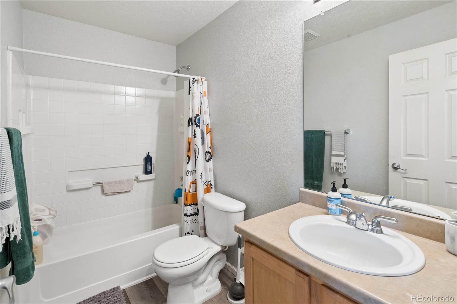 MLS Image #21 for 8894 e 29th place,denver, Colorado