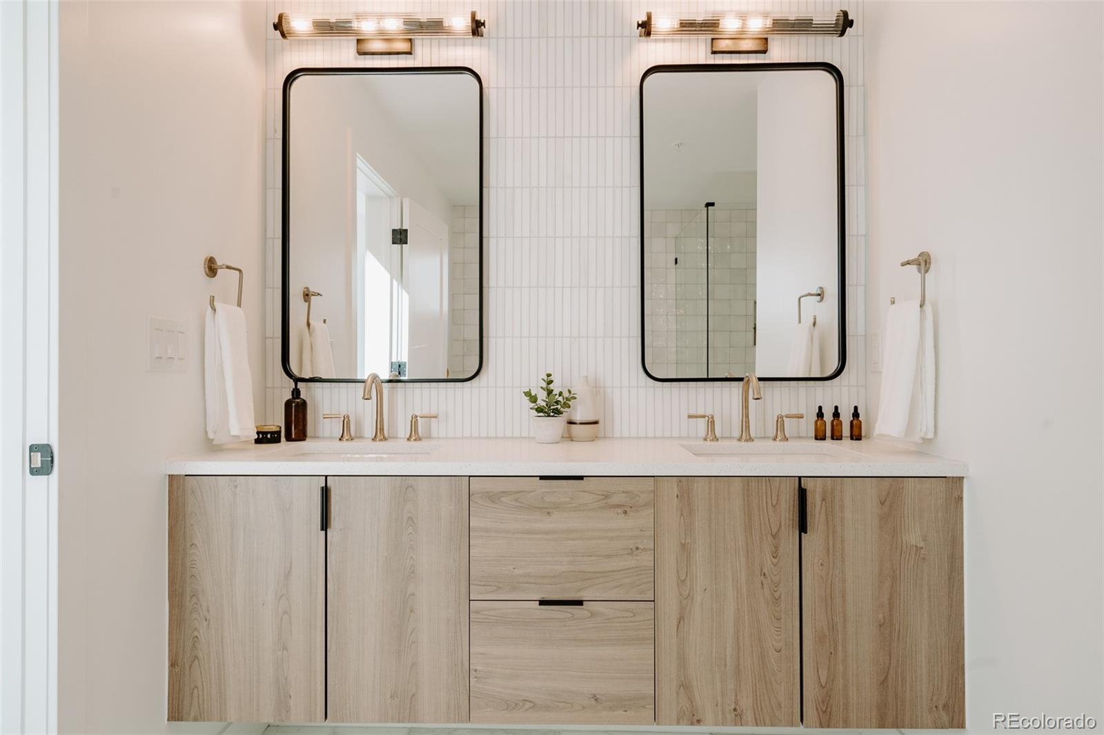 MLS Image #22 for 2530  chase ,edgewater, Colorado