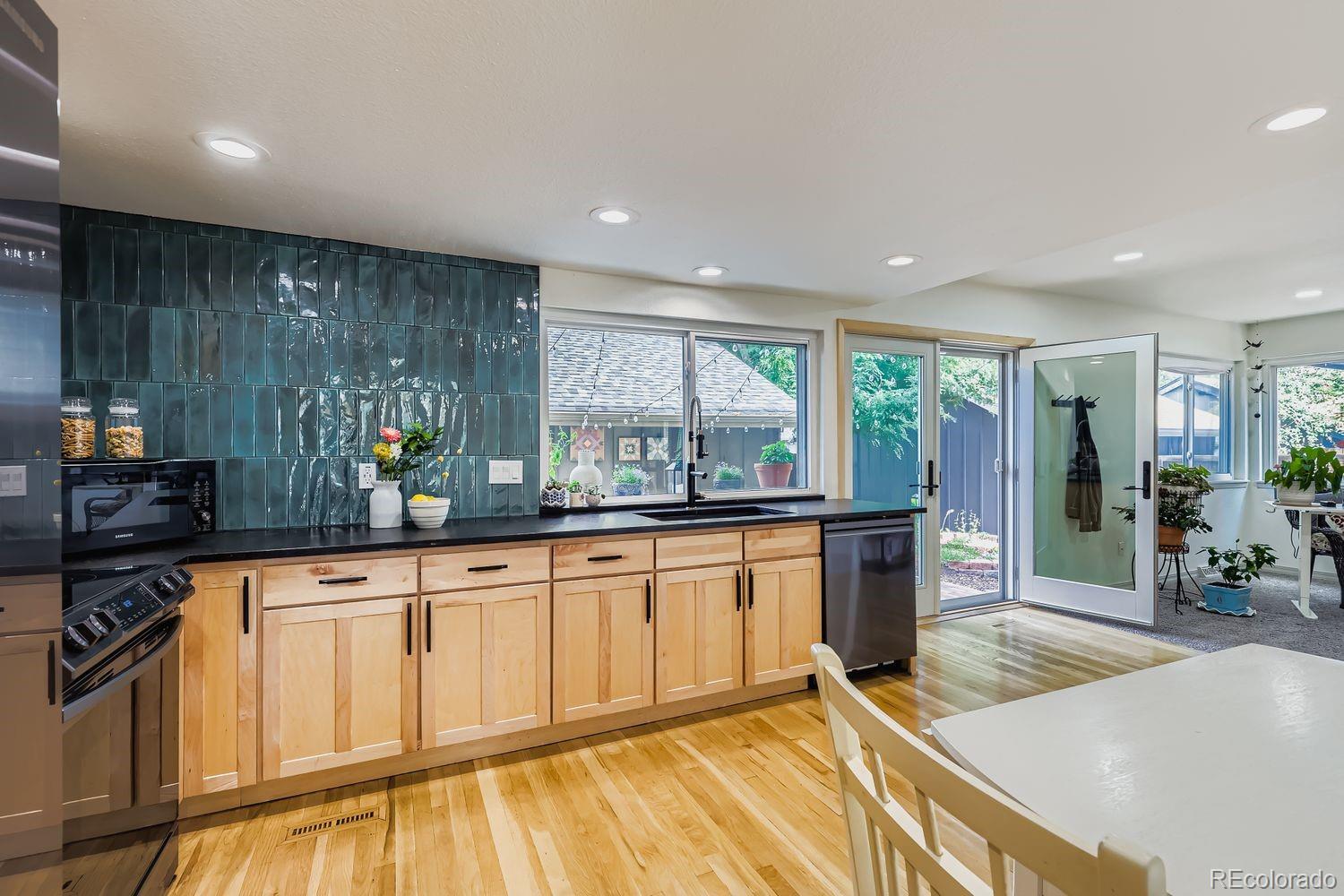 MLS Image #10 for 8682  garrison court,arvada, Colorado