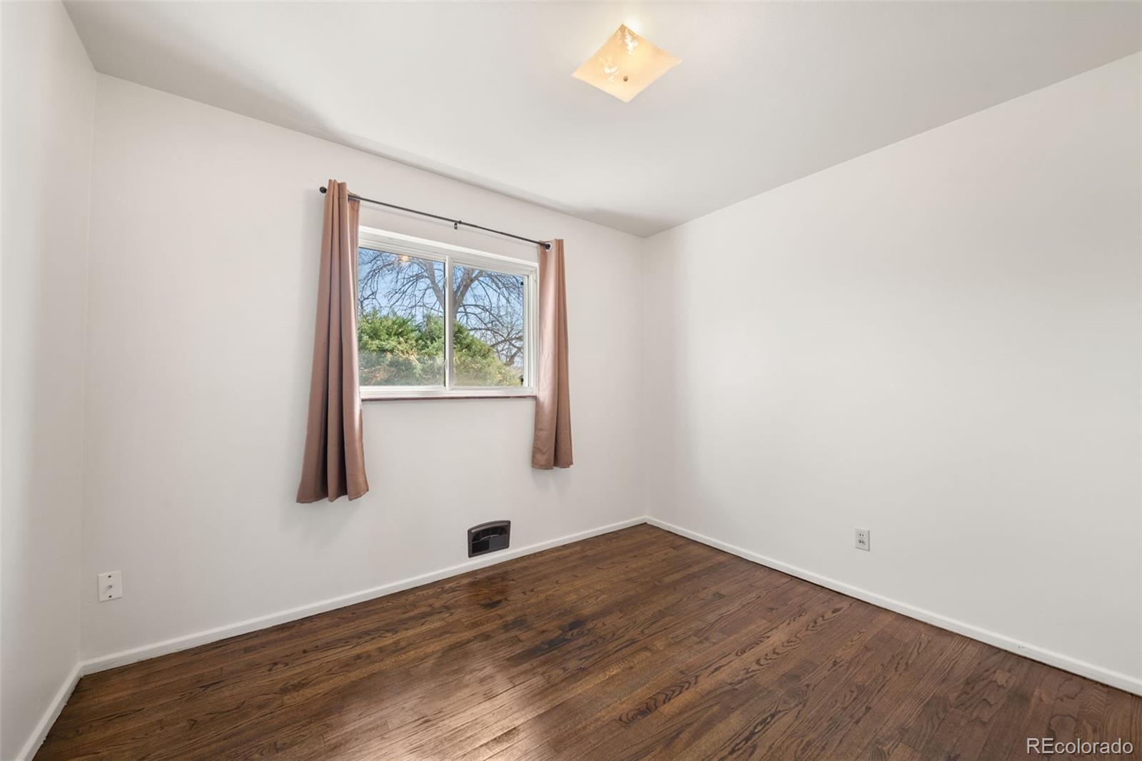 MLS Image #15 for 1951 s lowell boulevard,denver, Colorado