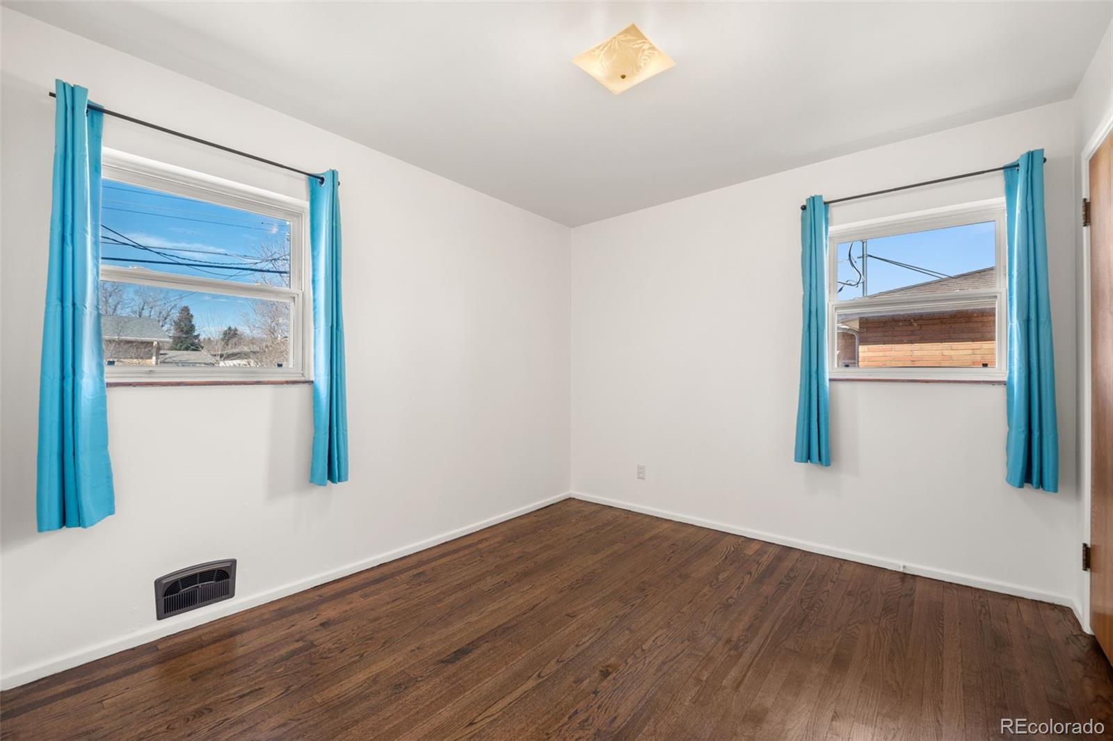 MLS Image #16 for 1951 s lowell boulevard,denver, Colorado