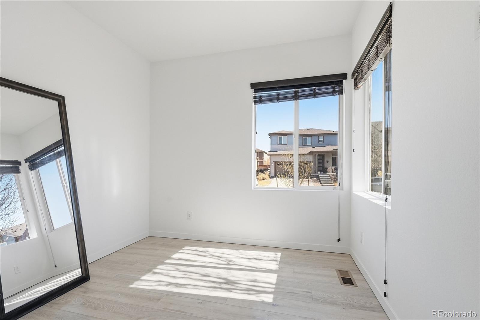 MLS Image #6 for 10819  salida street,commerce city, Colorado