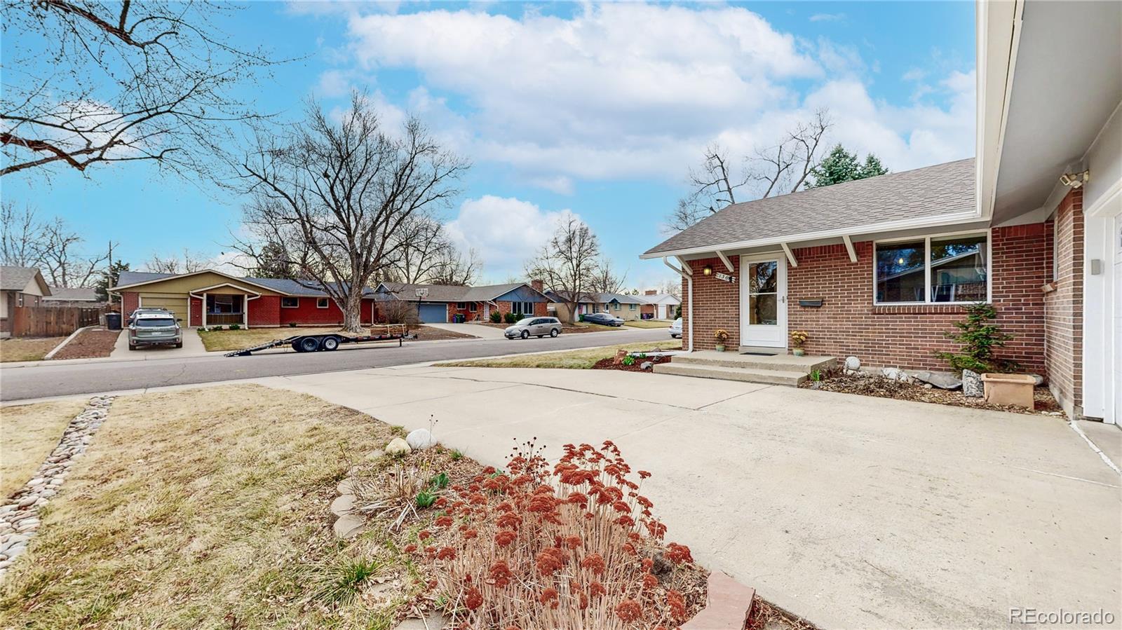 MLS Image #35 for 1365 s newport street,denver, Colorado