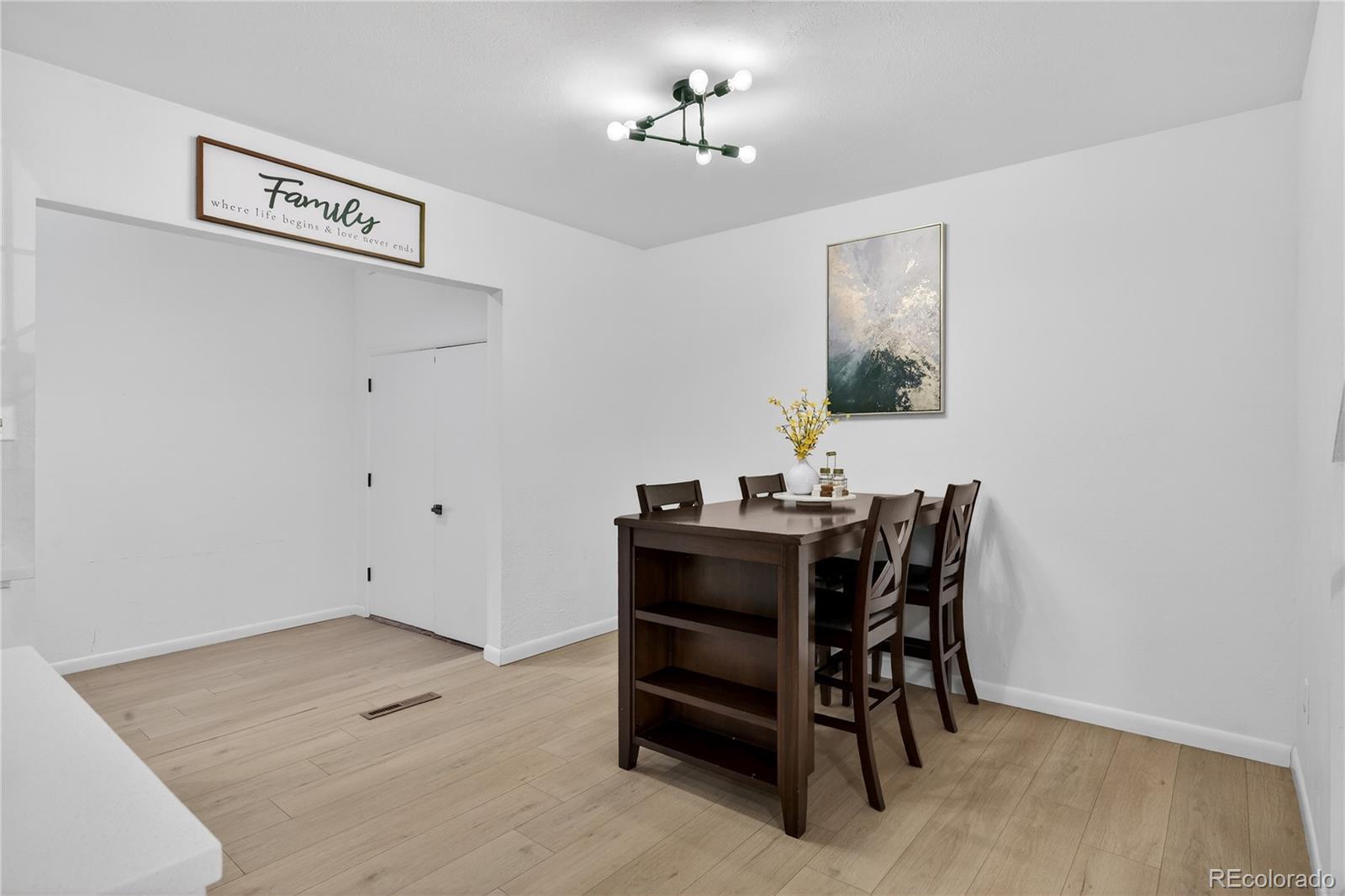 MLS Image #11 for 11958 e 1st place ,aurora, Colorado