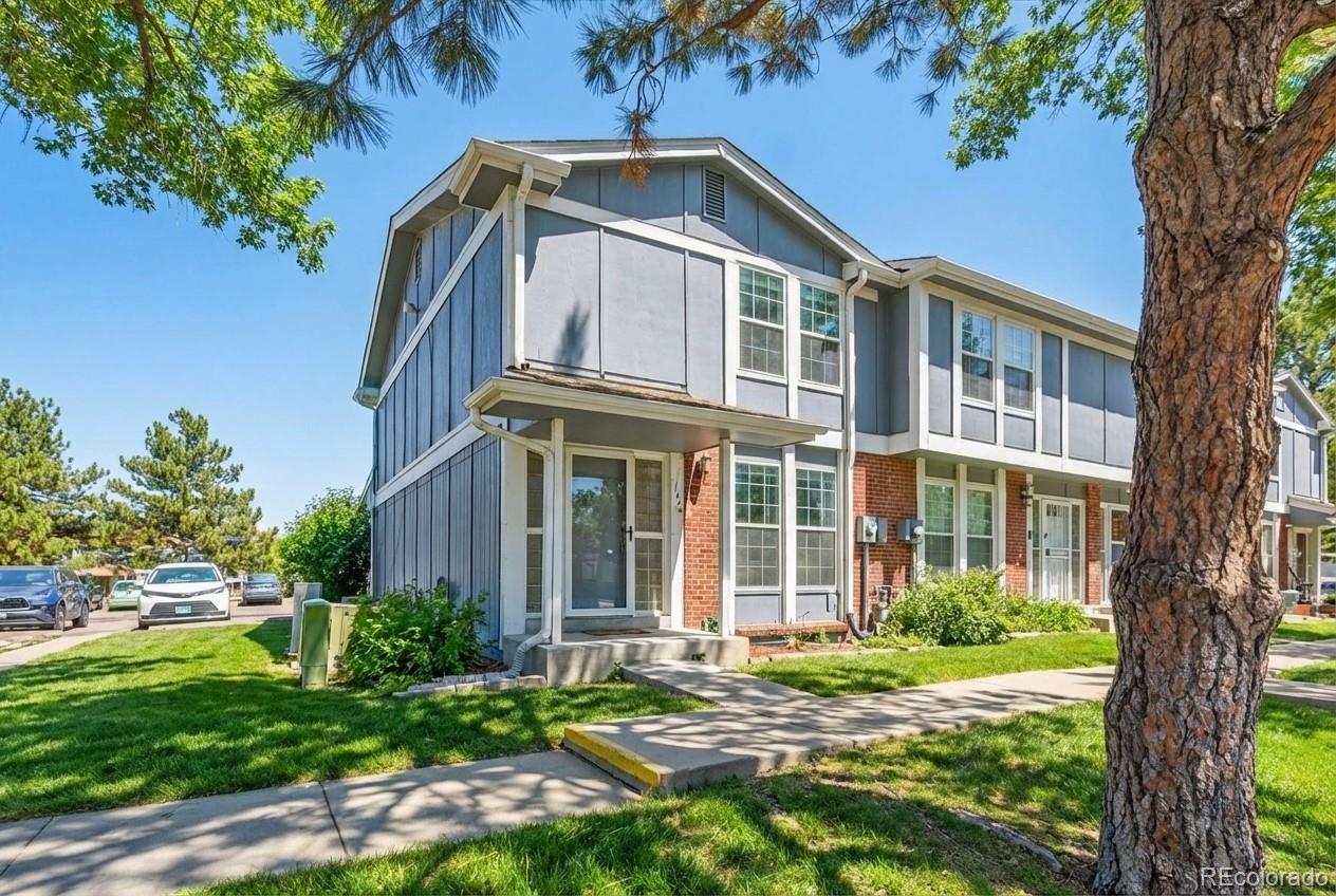MLS Image #2 for 11958 e 1st place ,aurora, Colorado