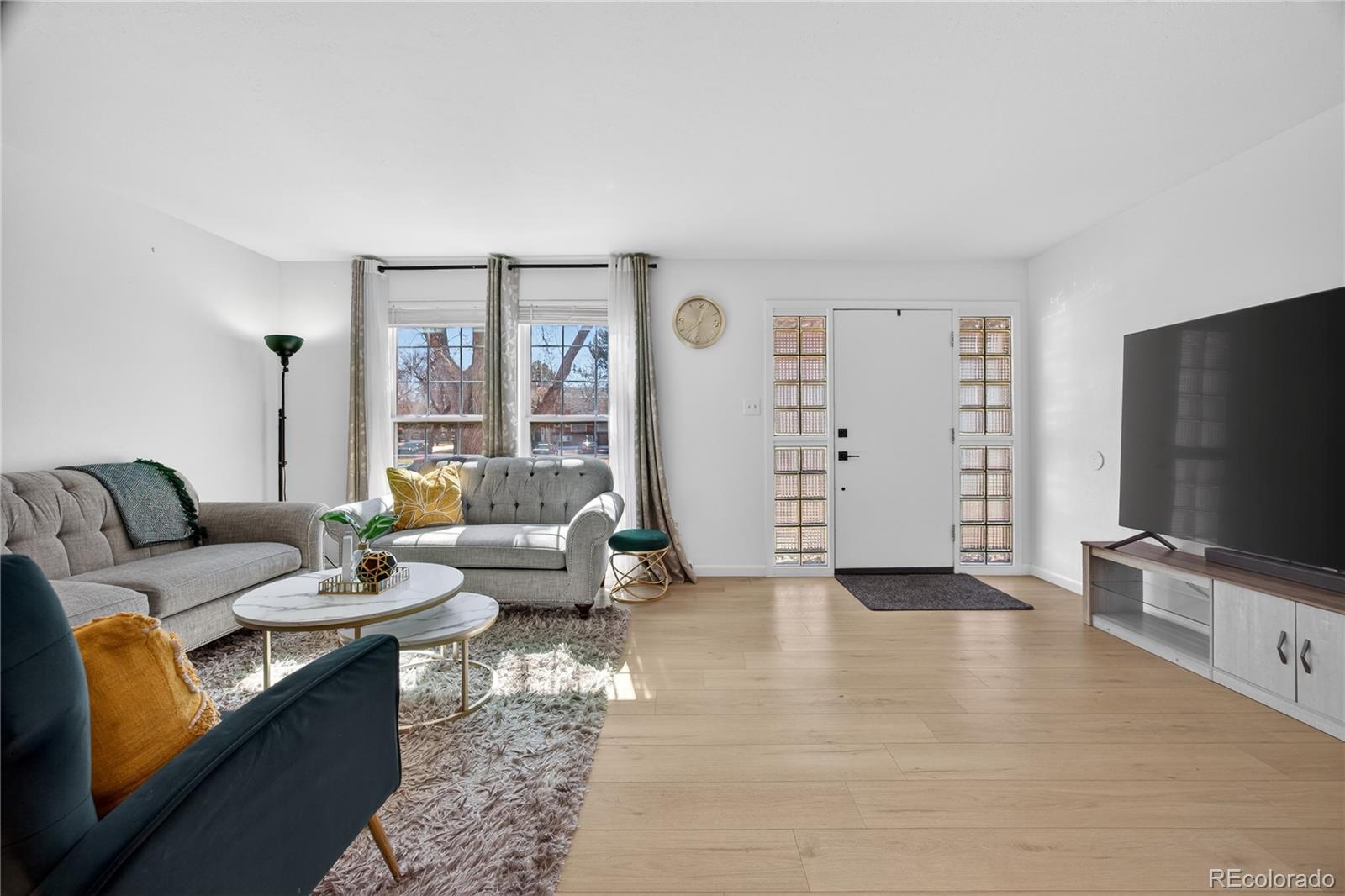 MLS Image #7 for 11958 e 1st place ,aurora, Colorado