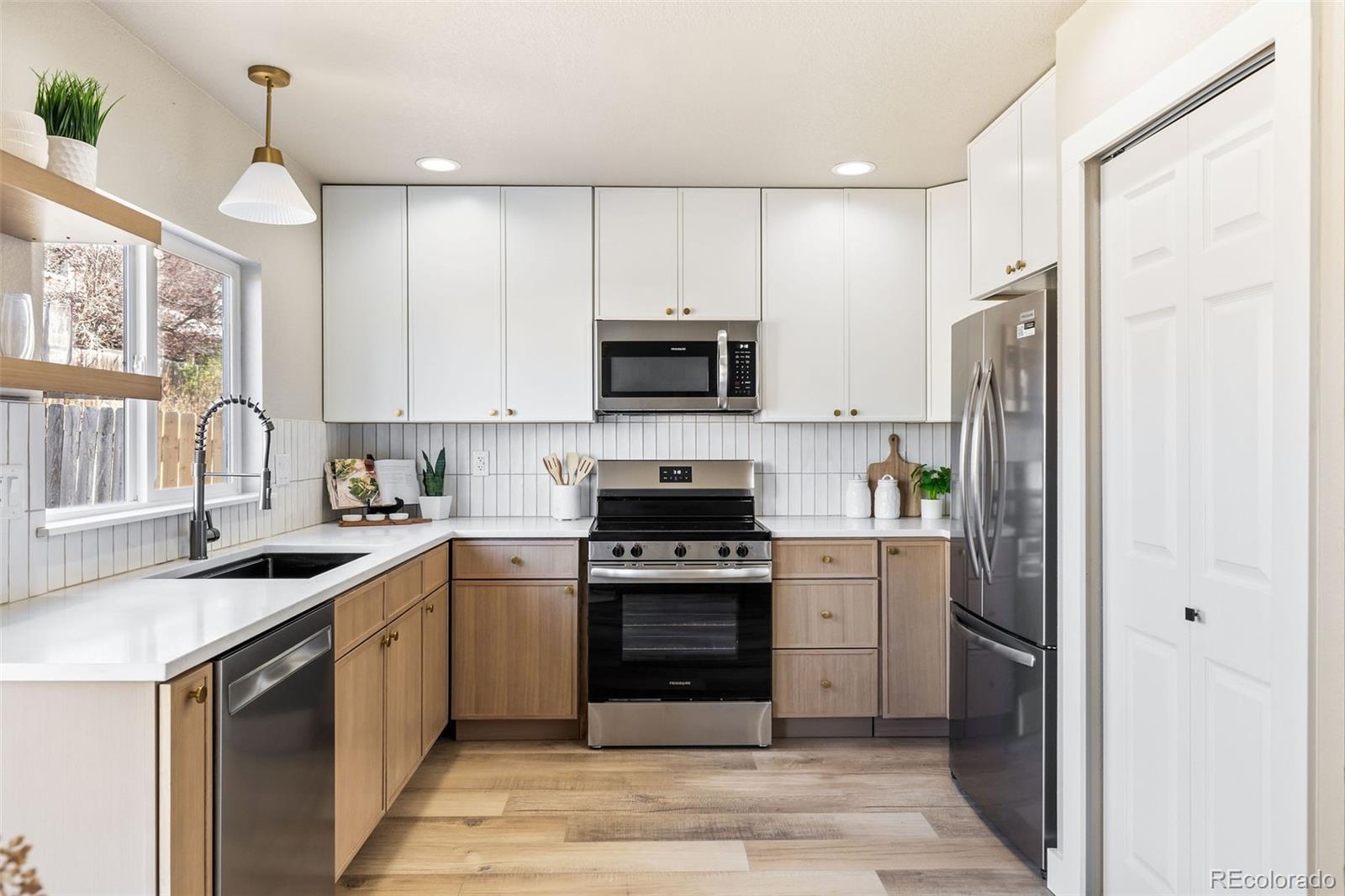 MLS Image #10 for 2815  richmond drive,colorado springs, Colorado