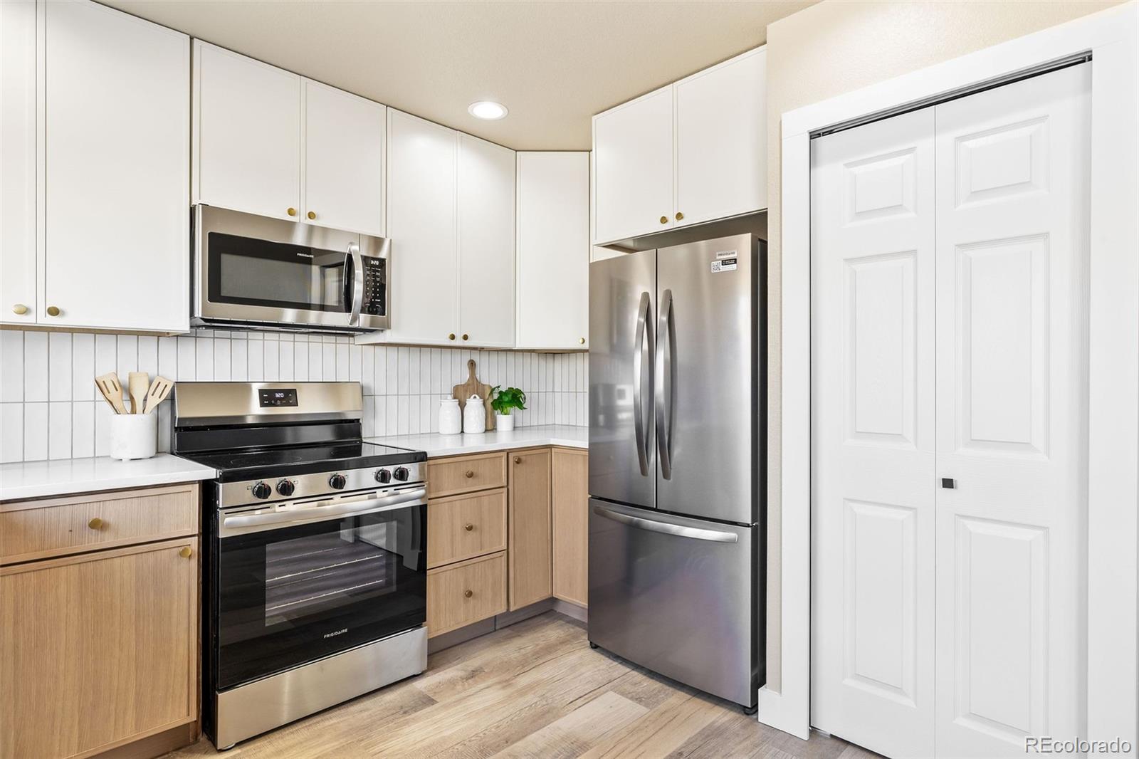 MLS Image #12 for 2815  richmond drive,colorado springs, Colorado