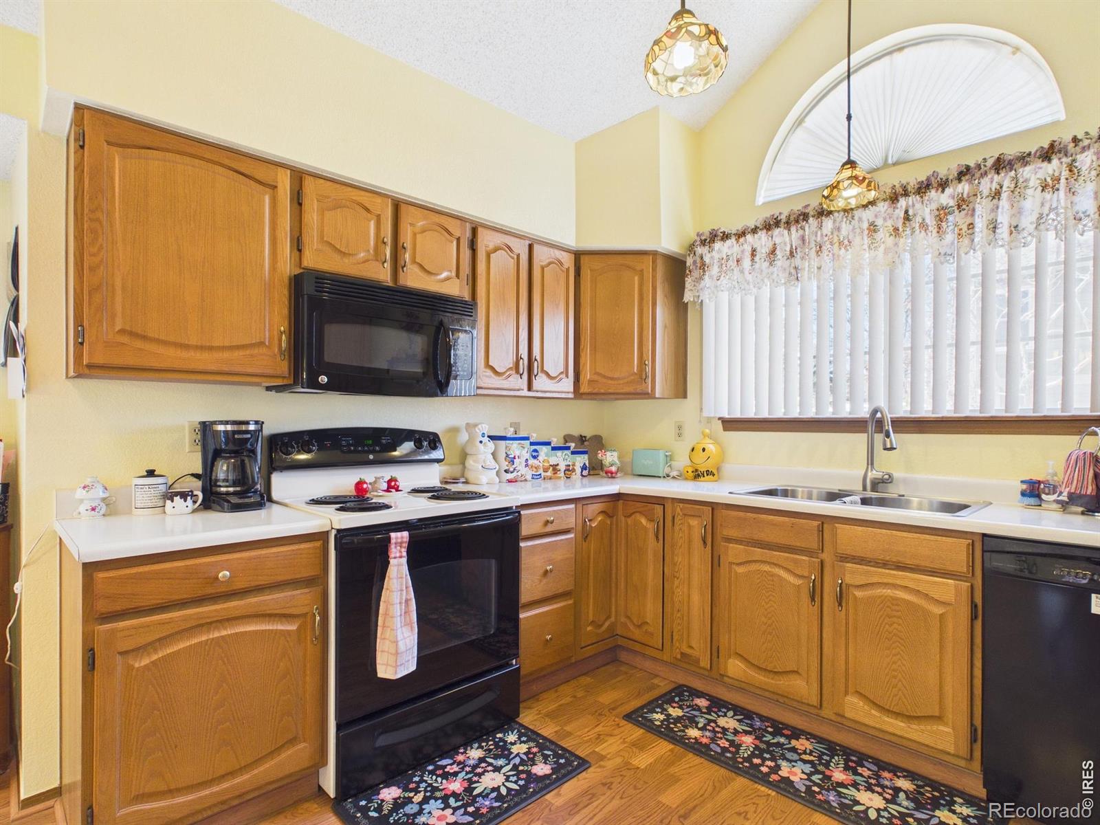 MLS Image #5 for 542 w jamison place,littleton, Colorado
