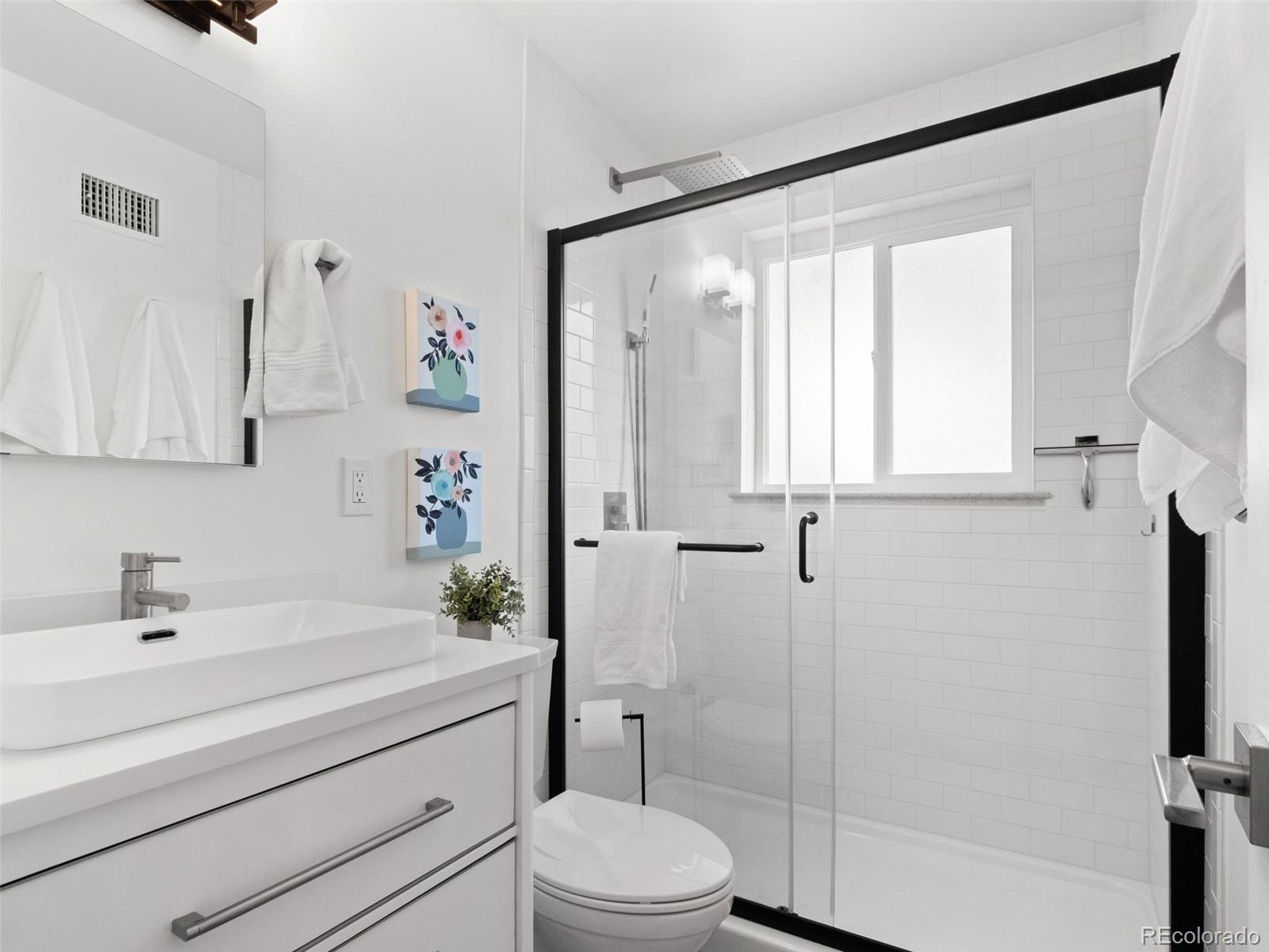 MLS Image #10 for 1820 s saint paul street,denver, Colorado