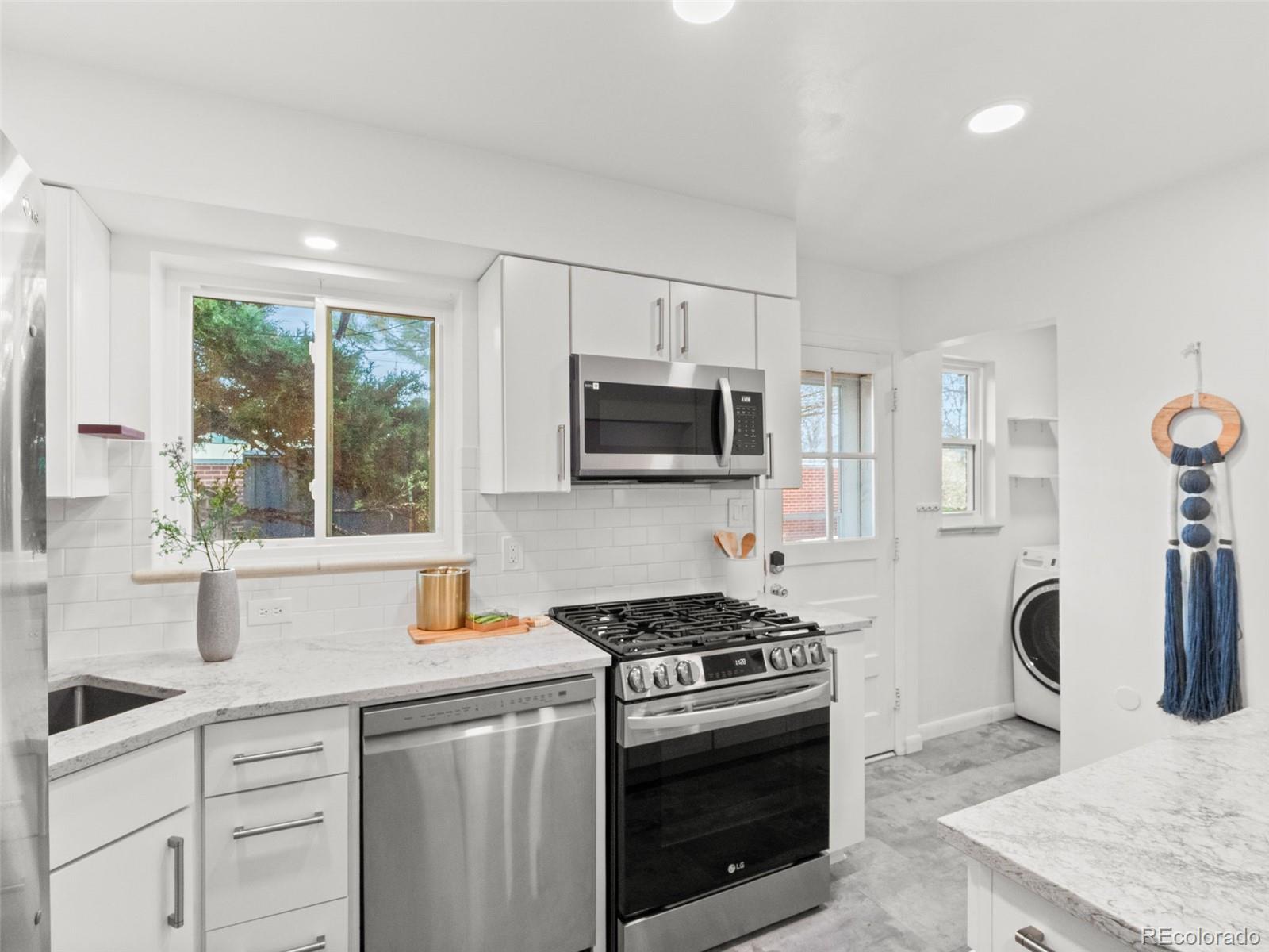 MLS Image #4 for 1820 s saint paul street,denver, Colorado