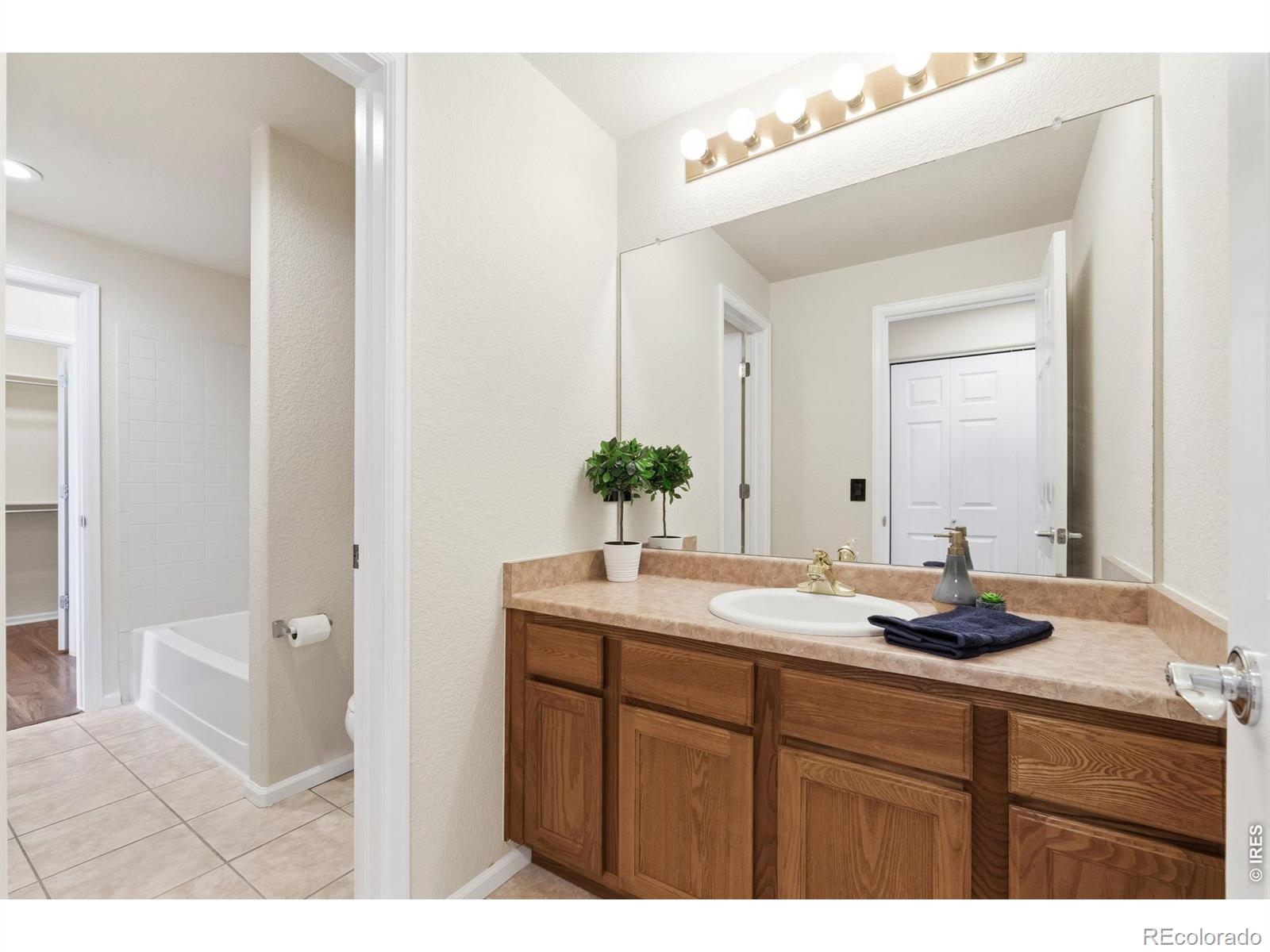MLS Image #9 for 8865  federal boulevard 206,westminster, Colorado