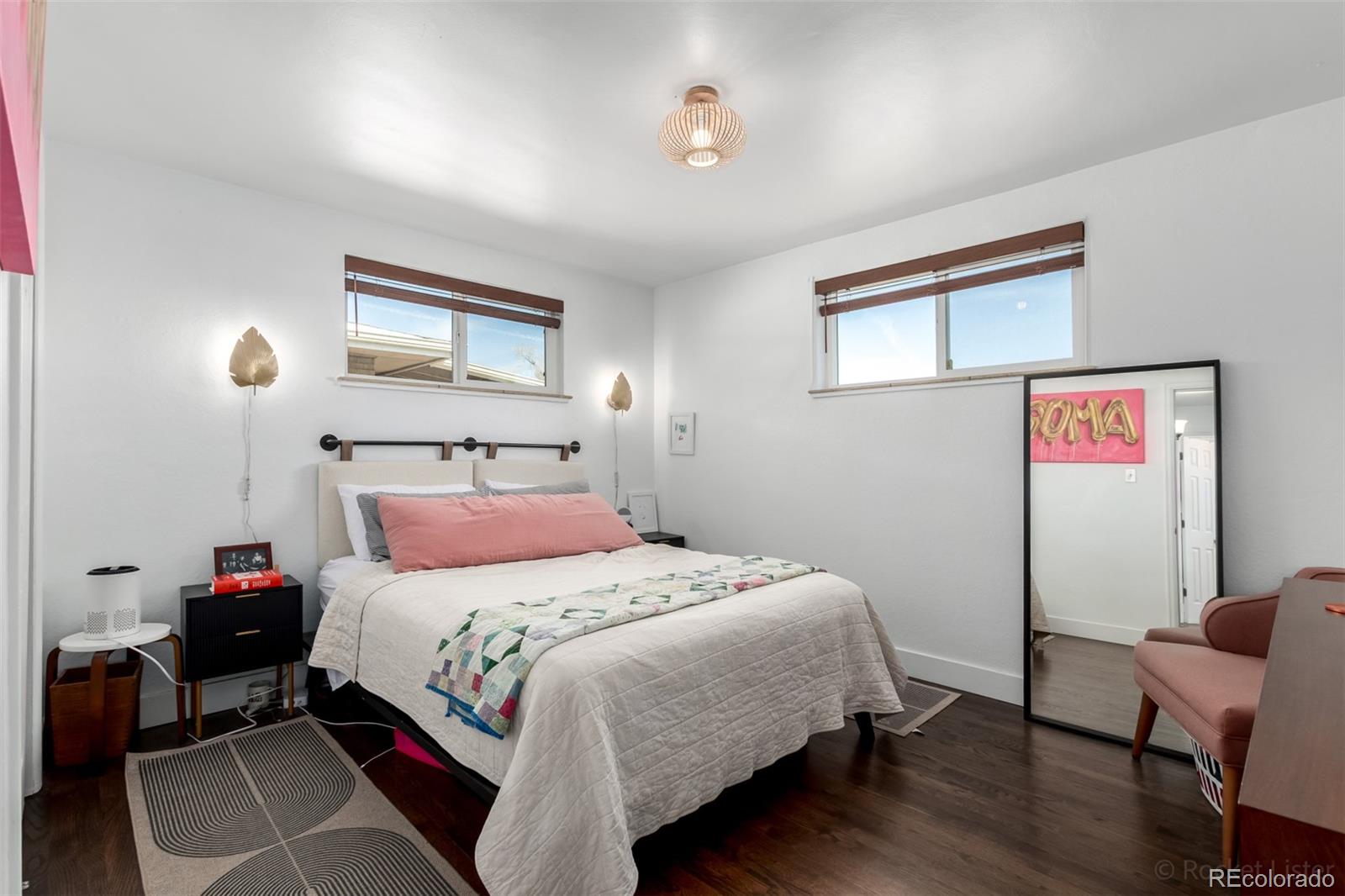 MLS Image #15 for 1885 s zuni street,denver, Colorado