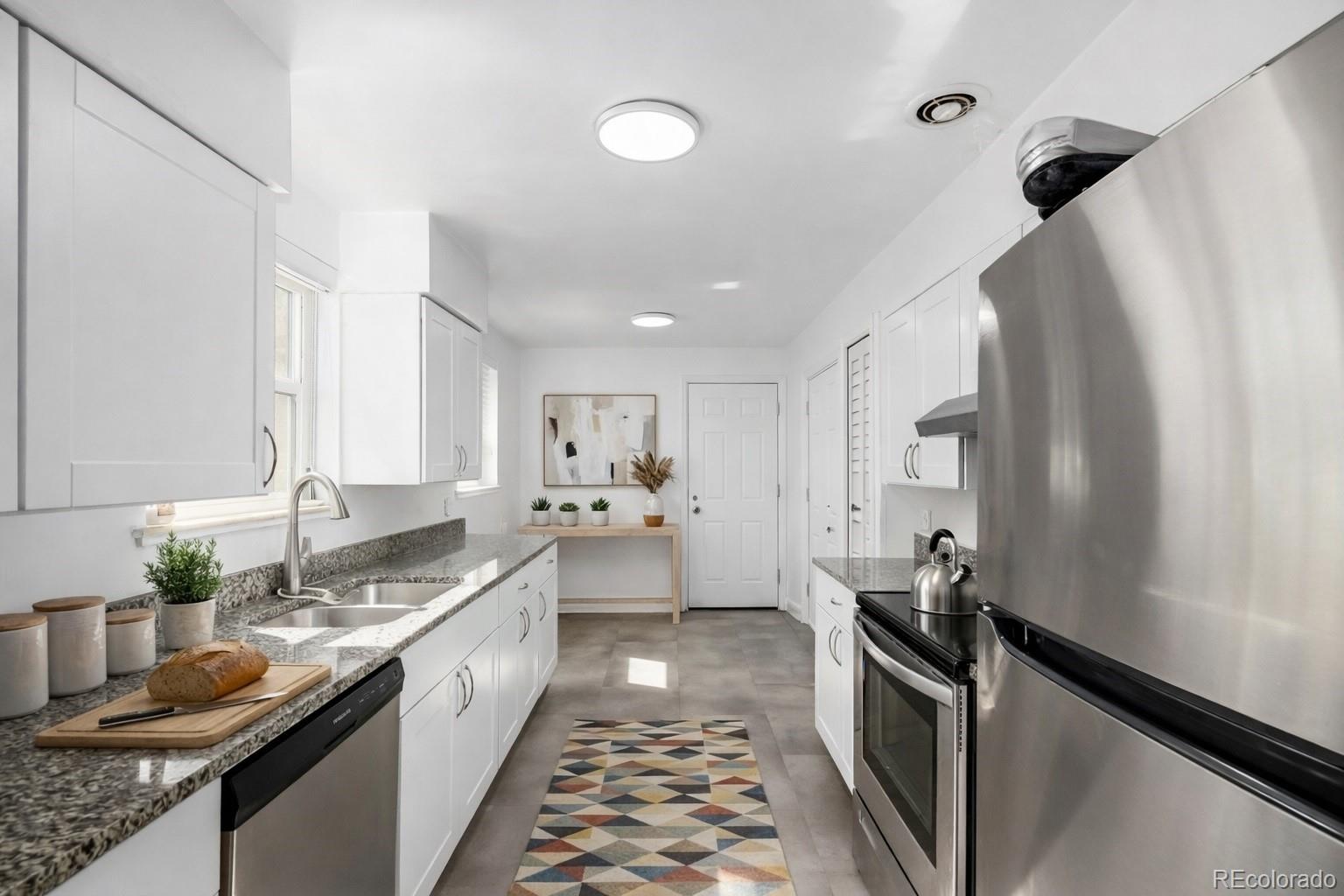 MLS Image #19 for 1885 s zuni street,denver, Colorado