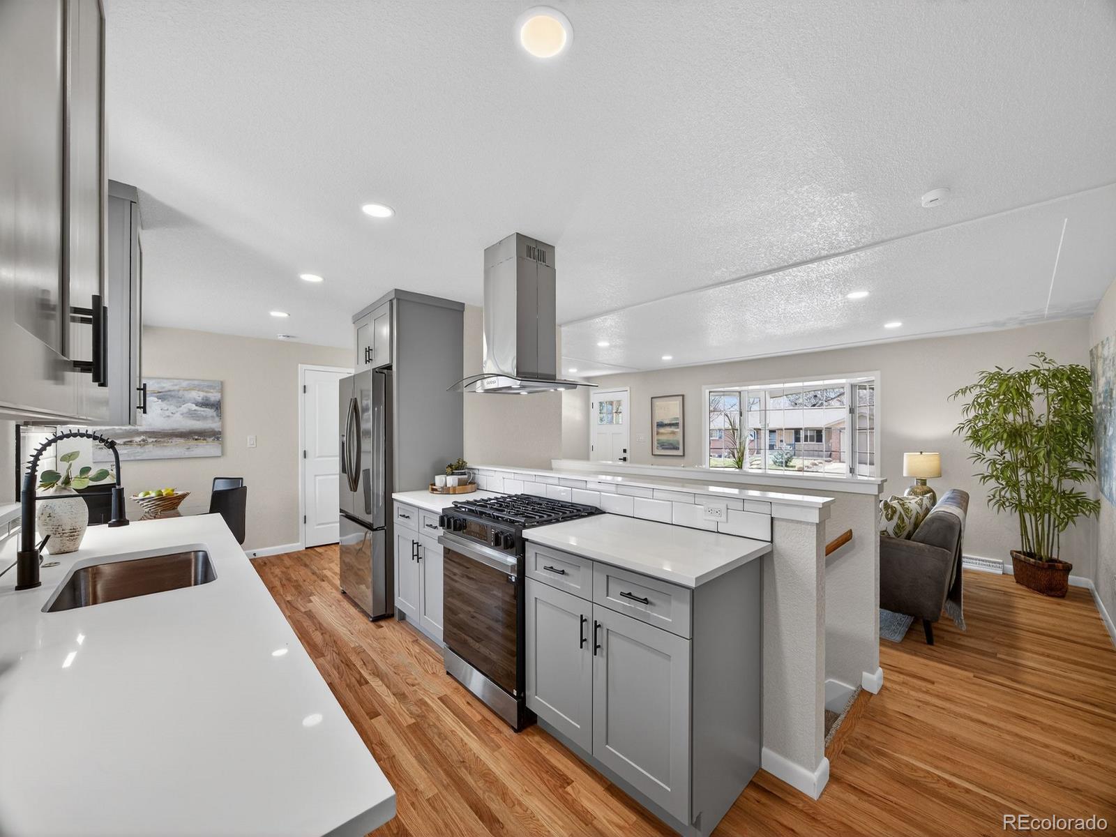 MLS Image #2 for 6984  owens street,arvada, Colorado