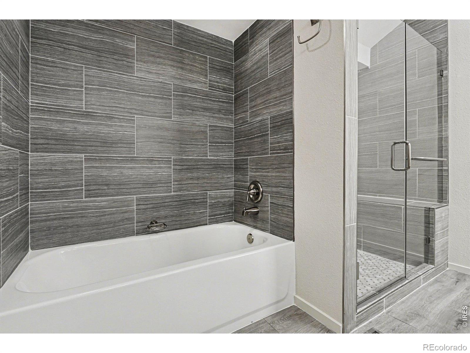 MLS Image #14 for 2685 s dayton way,denver, Colorado
