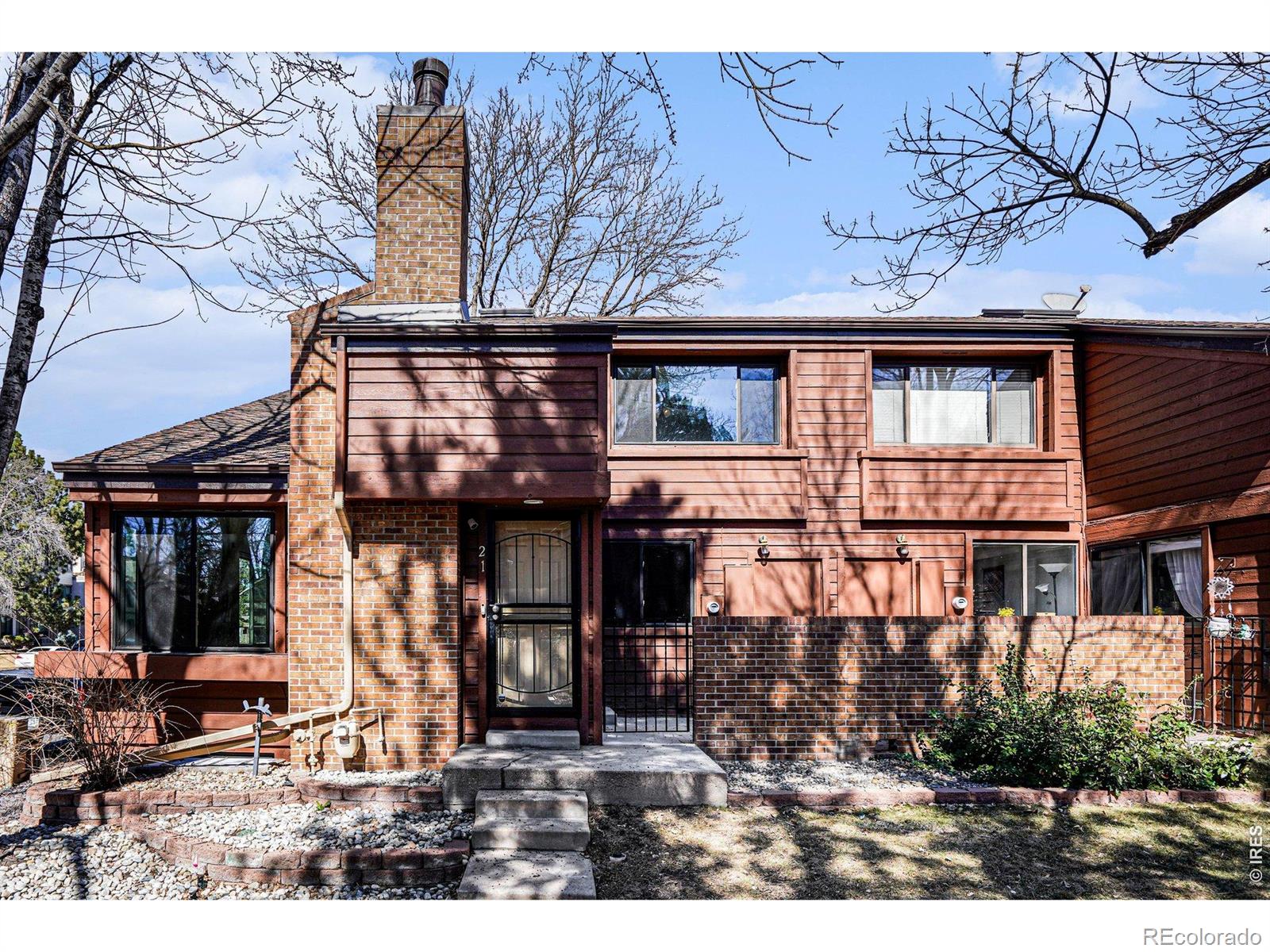 MLS Image #2 for 2685 s dayton way,denver, Colorado