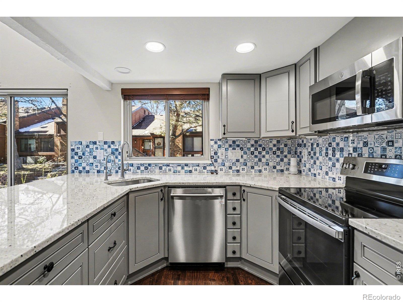 MLS Image #9 for 2685 s dayton way,denver, Colorado