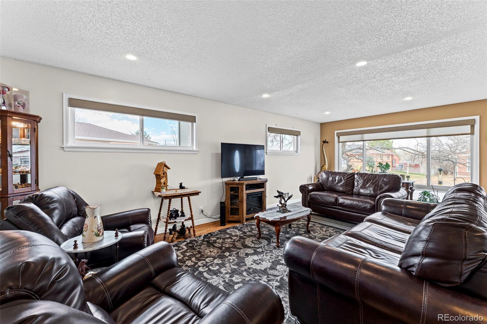 MLS Image #3 for 10572  washington way,northglenn, Colorado