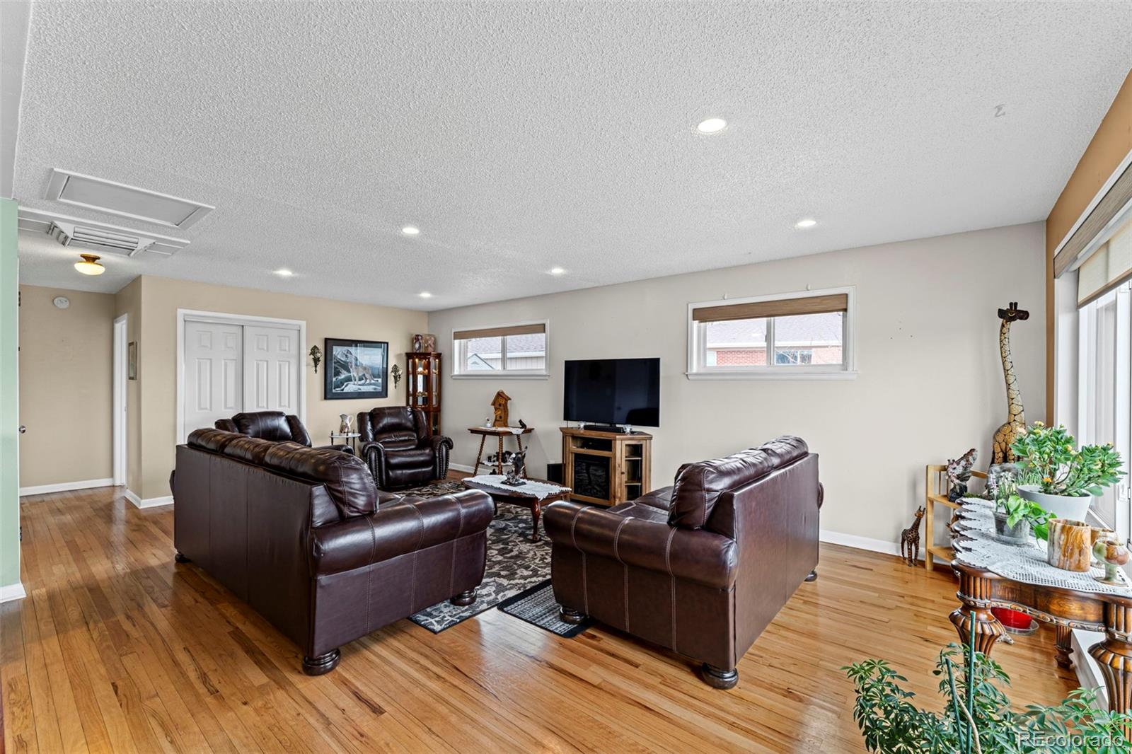 MLS Image #4 for 10572  washington way,northglenn, Colorado