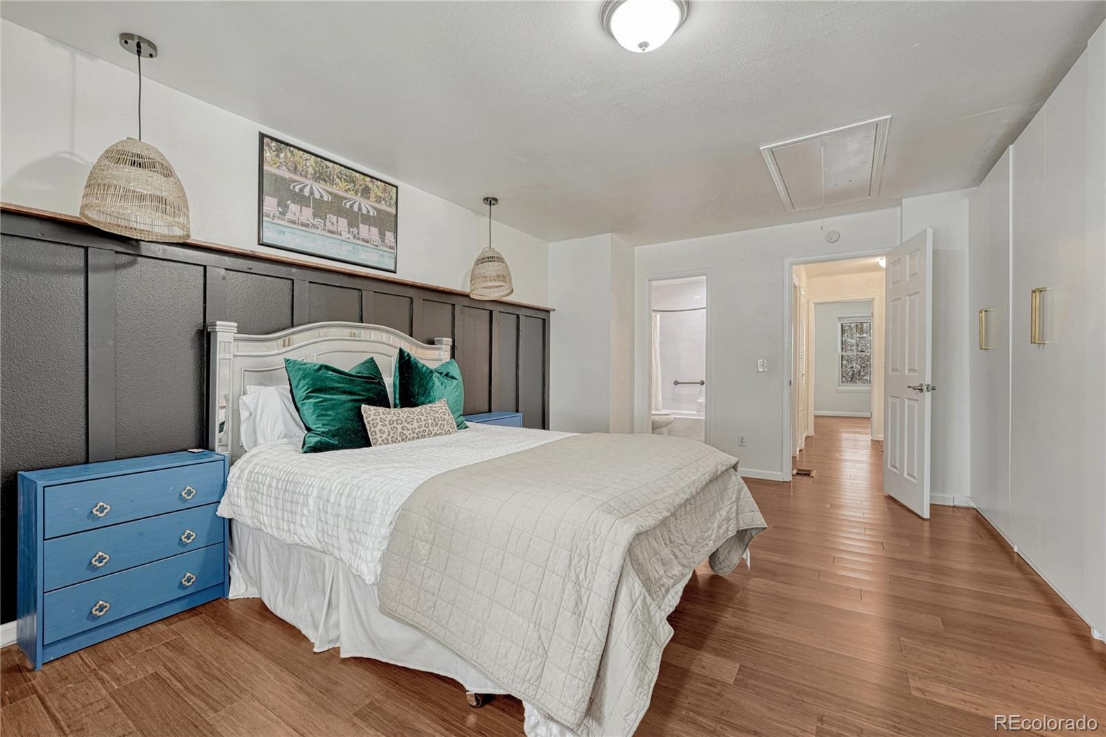 MLS Image #16 for 1811 s quebec way,denver, Colorado