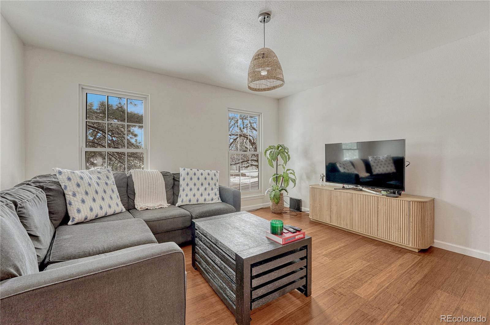 MLS Image #4 for 1811 s quebec way,denver, Colorado