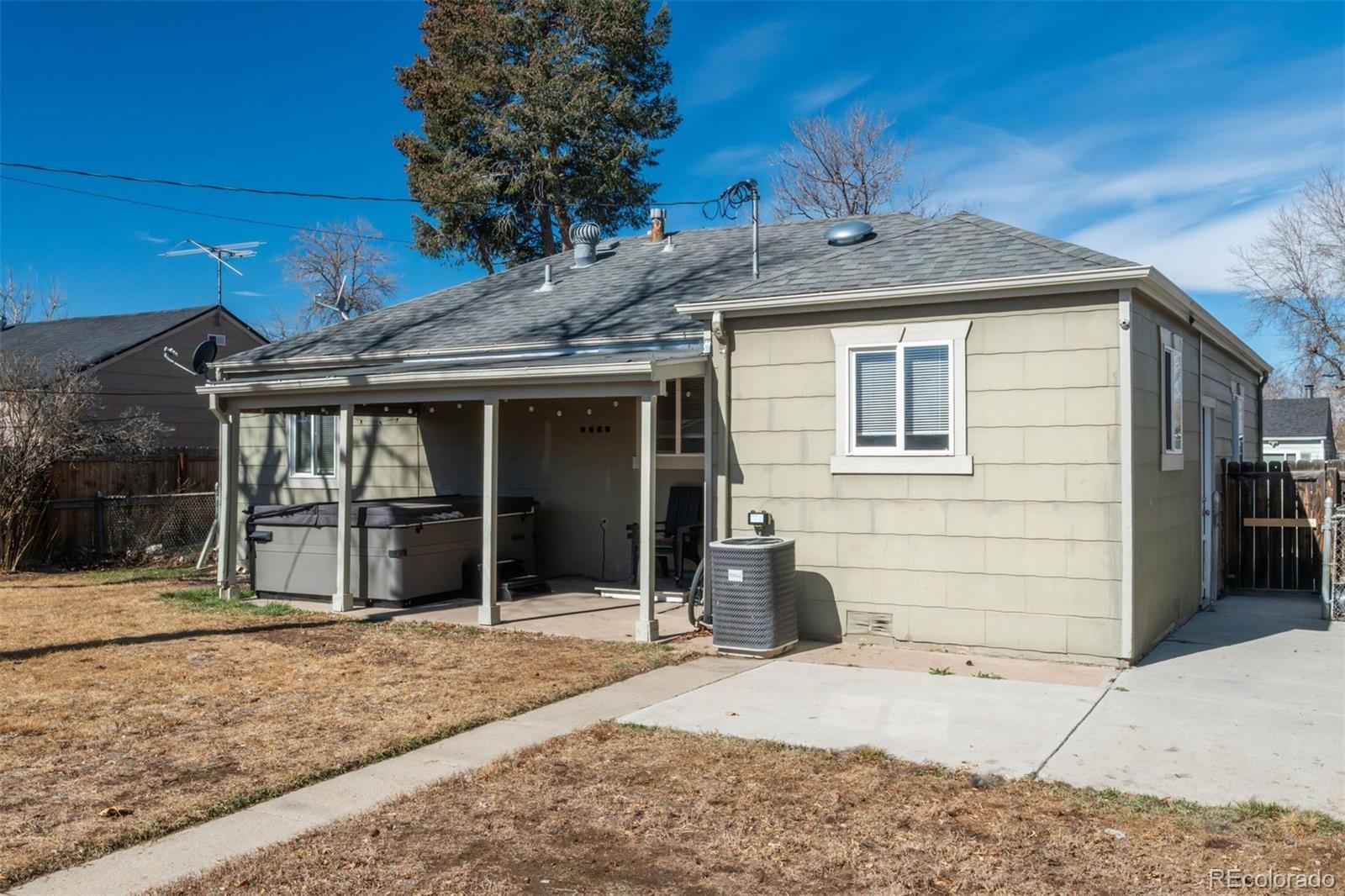 MLS Image #10 for 820  newark street,aurora, Colorado