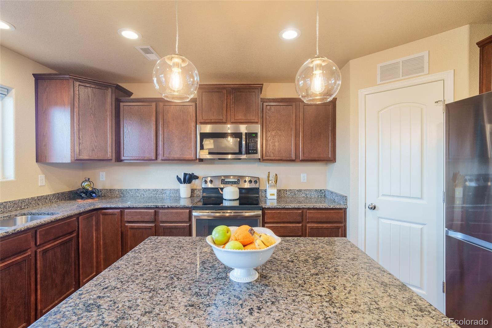 MLS Image #5 for 11787  sedge ,peyton, Colorado