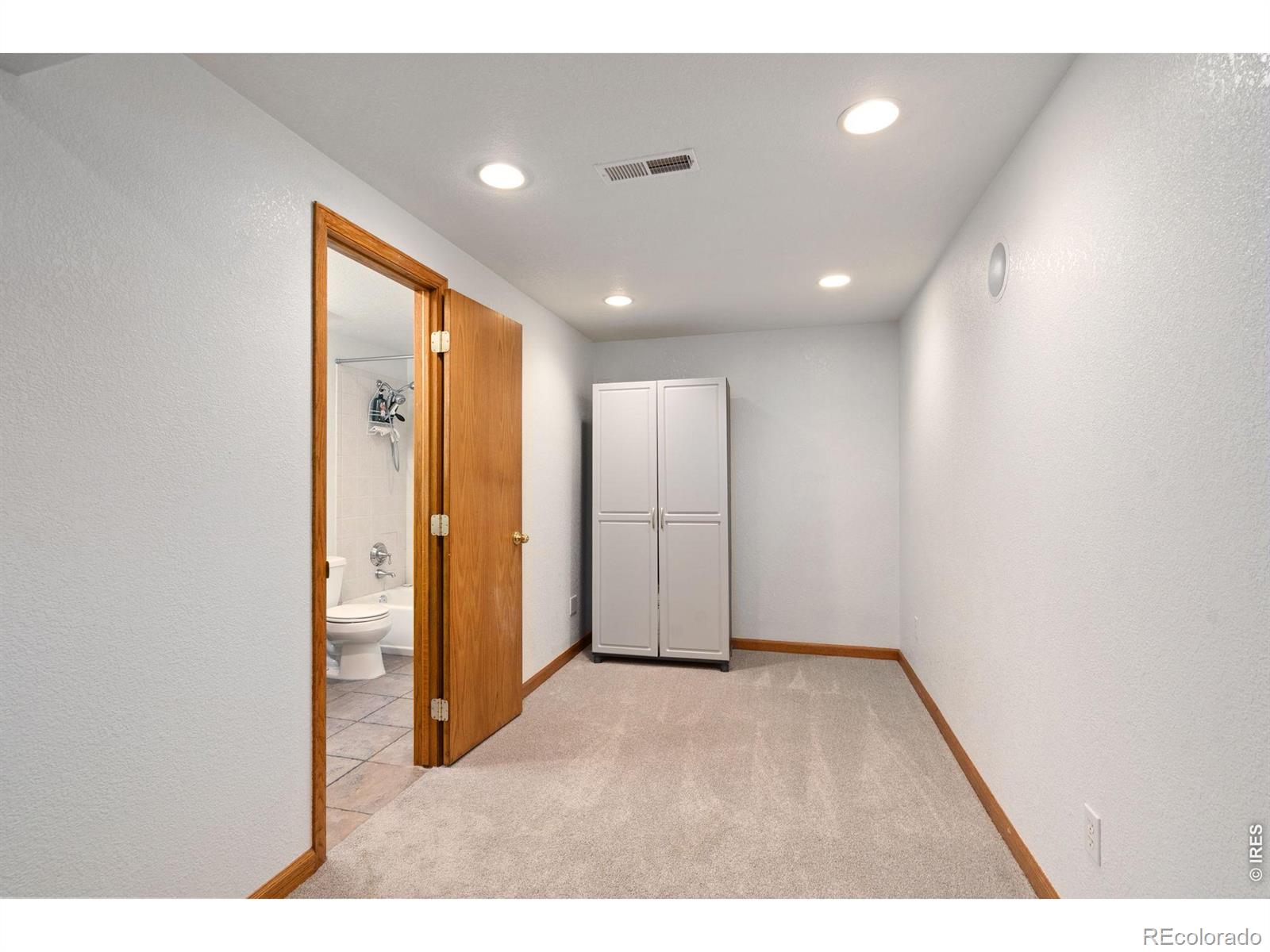 MLS Image #33 for 2260  silver oaks drive,fort collins, Colorado