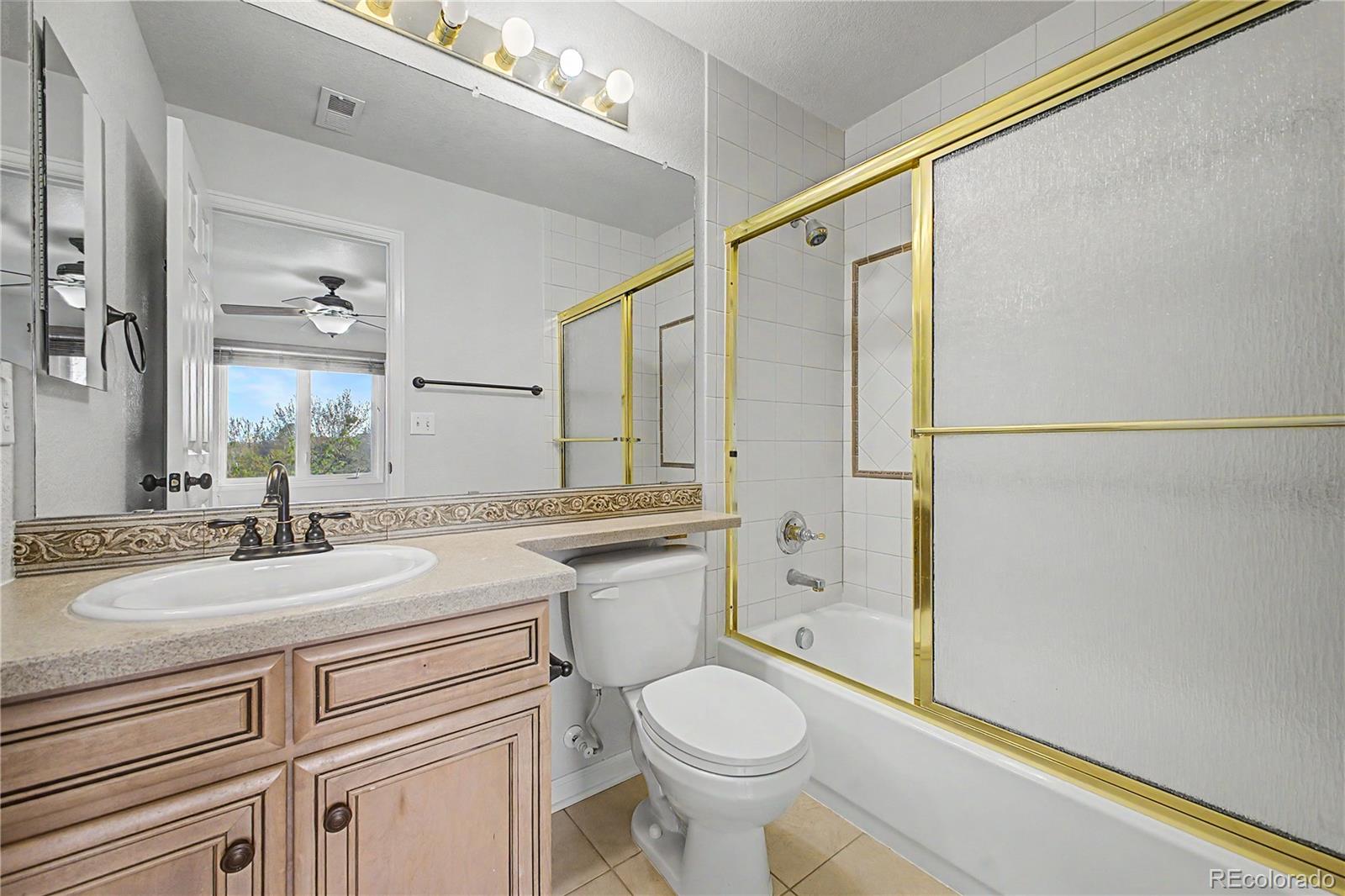 MLS Image #33 for 16131 e lake drive,aurora, Colorado