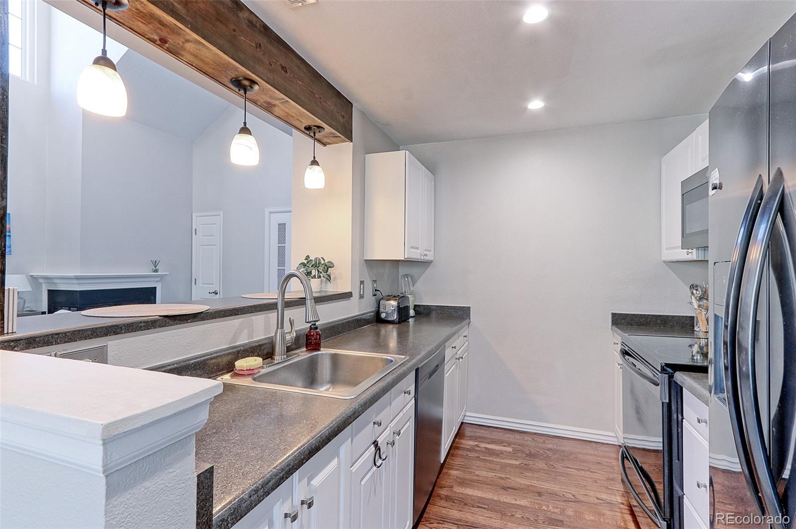 MLS Image #7 for 6702 s ivy way b4,centennial, Colorado