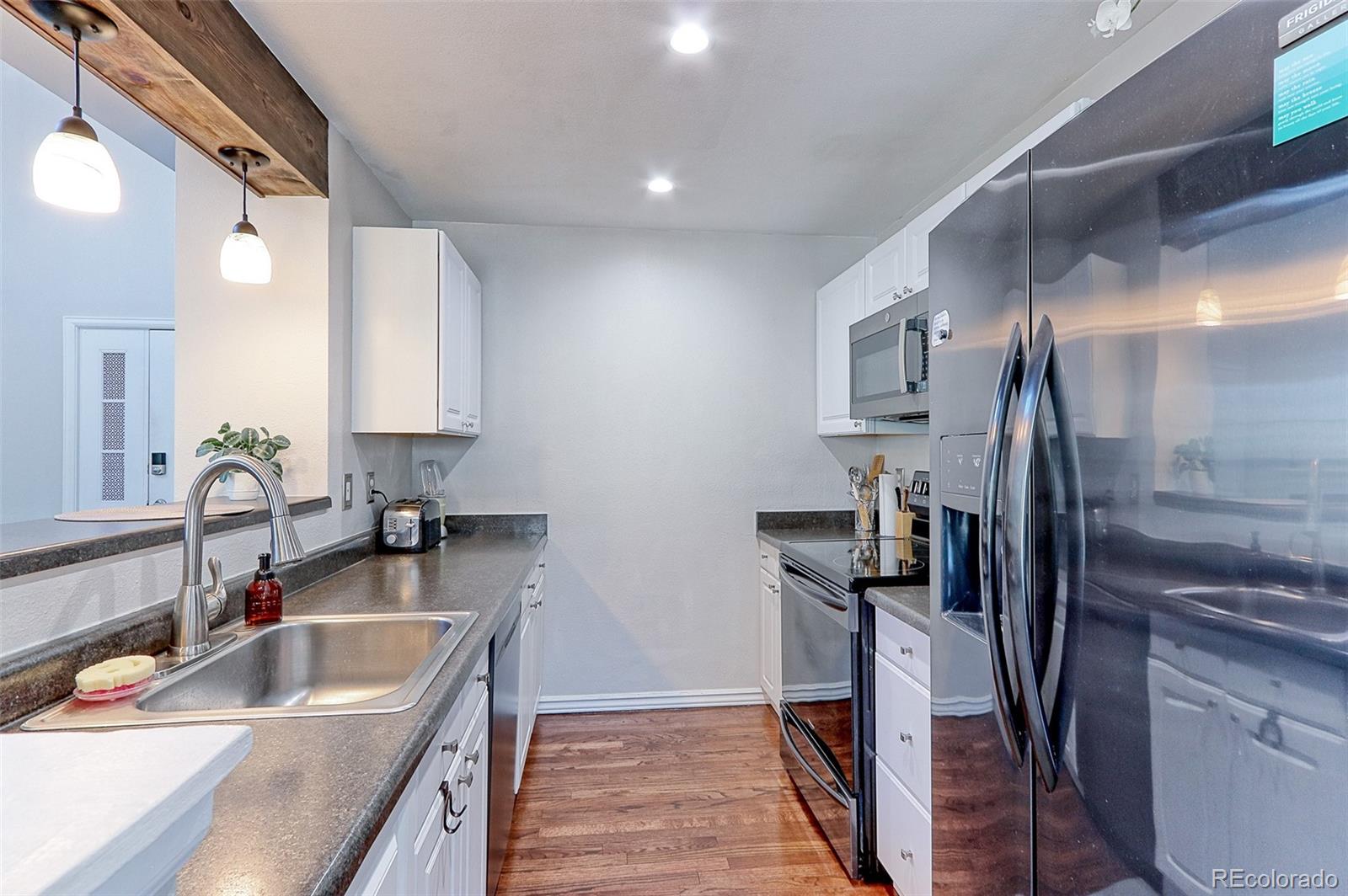MLS Image #8 for 6702 s ivy way b4,centennial, Colorado