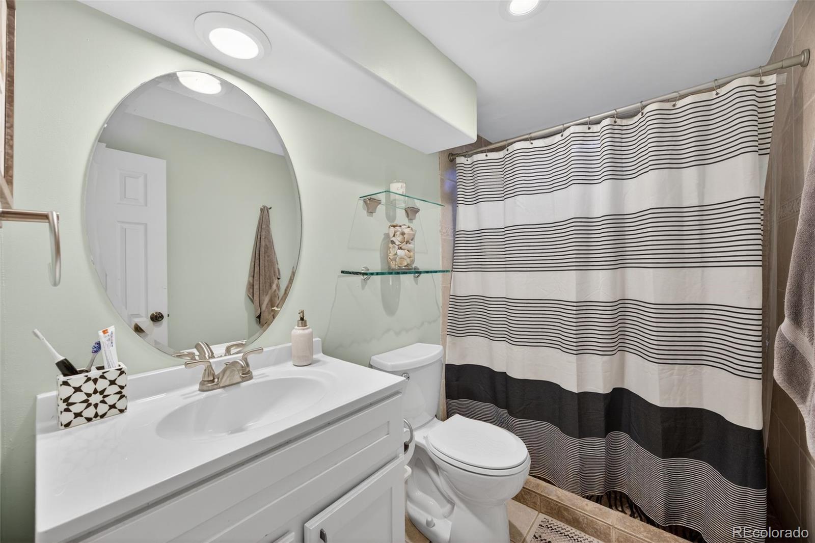 MLS Image #14 for 6637 w 79th avenue,arvada, Colorado