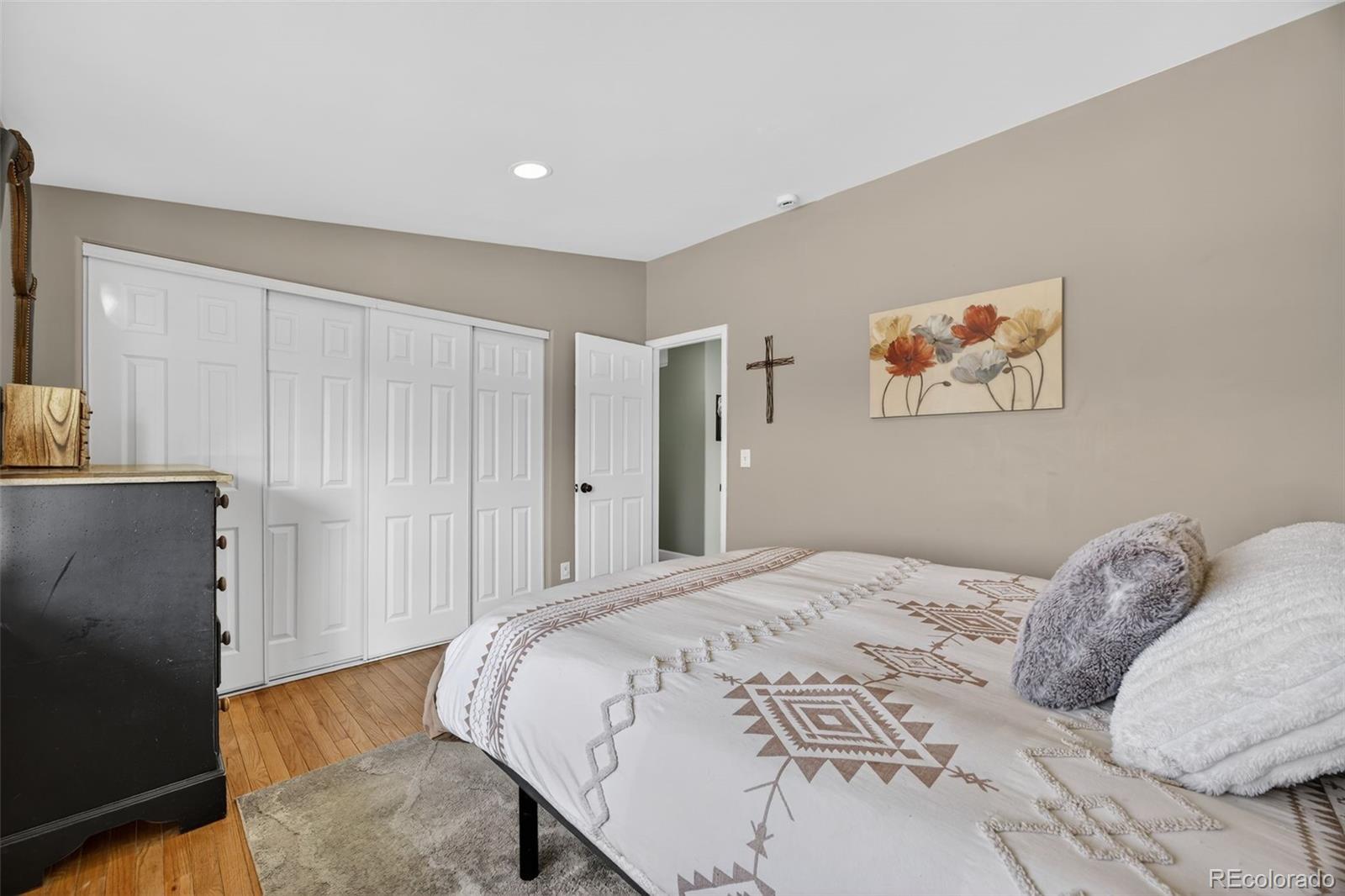 MLS Image #17 for 6637 w 79th avenue,arvada, Colorado