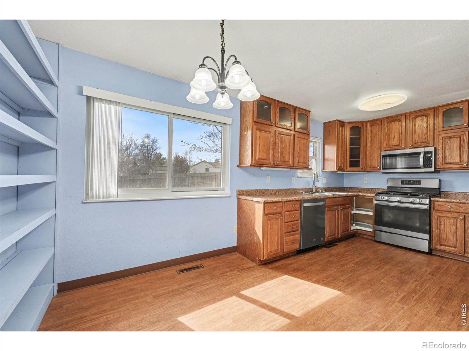 MLS Image #4 for 730  22nd street,loveland, Colorado