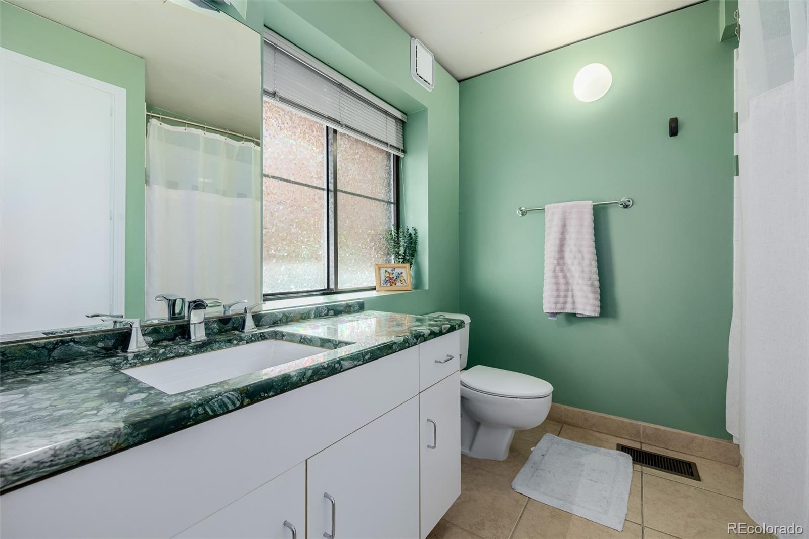 MLS Image #21 for 930  acoma street 109,denver, Colorado