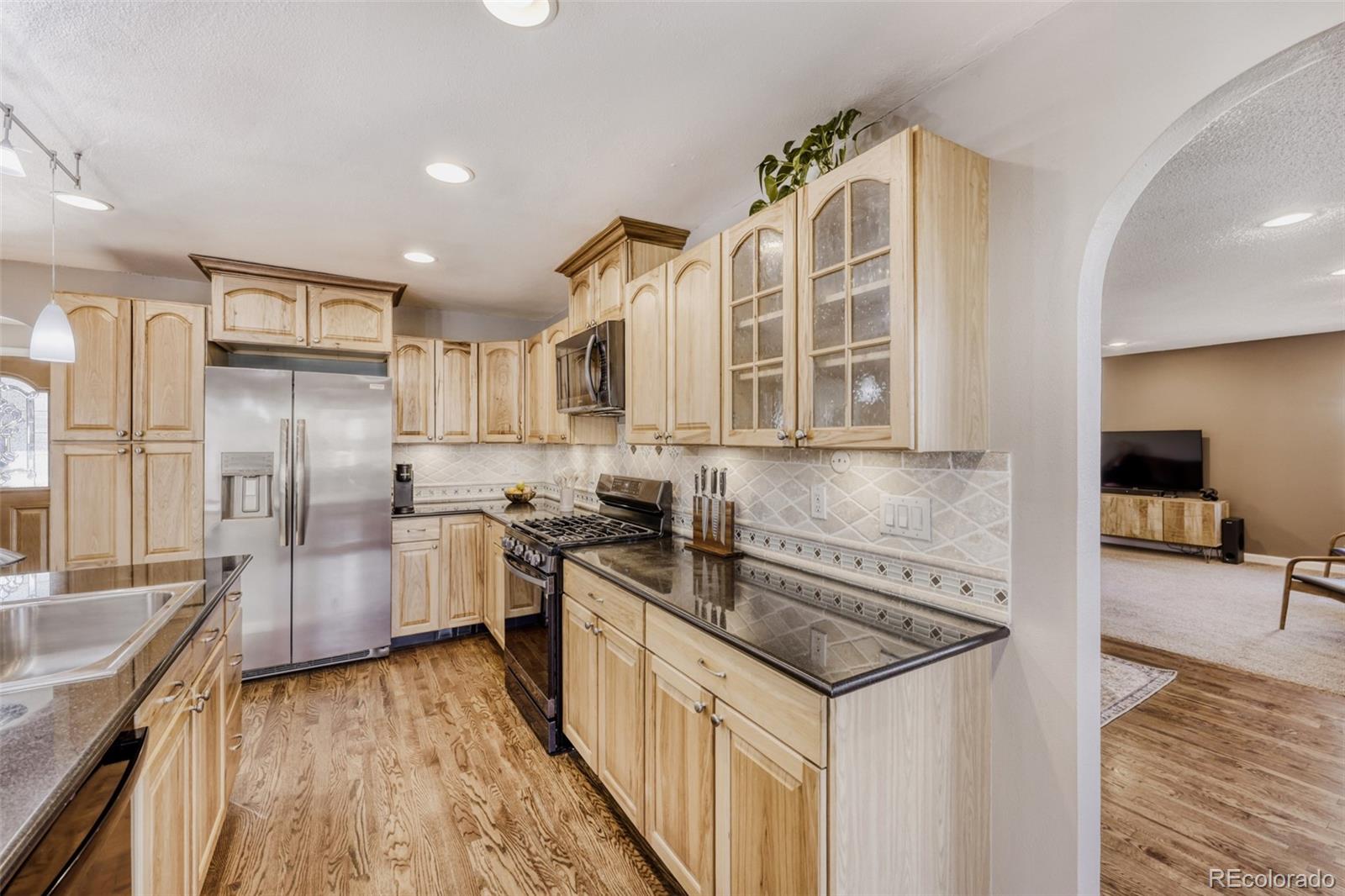 MLS Image #10 for 2170 s flower street,lakewood, Colorado